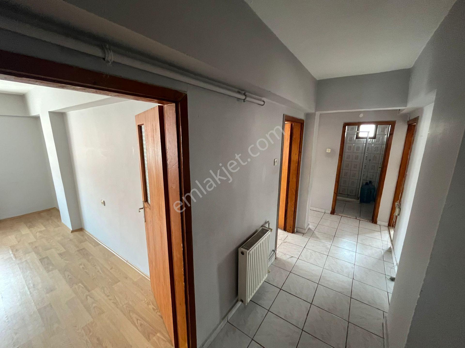 Andiçen Mahallesin'de Salon Bağımsız Fırsat Kiralık Daire - Görsel 14