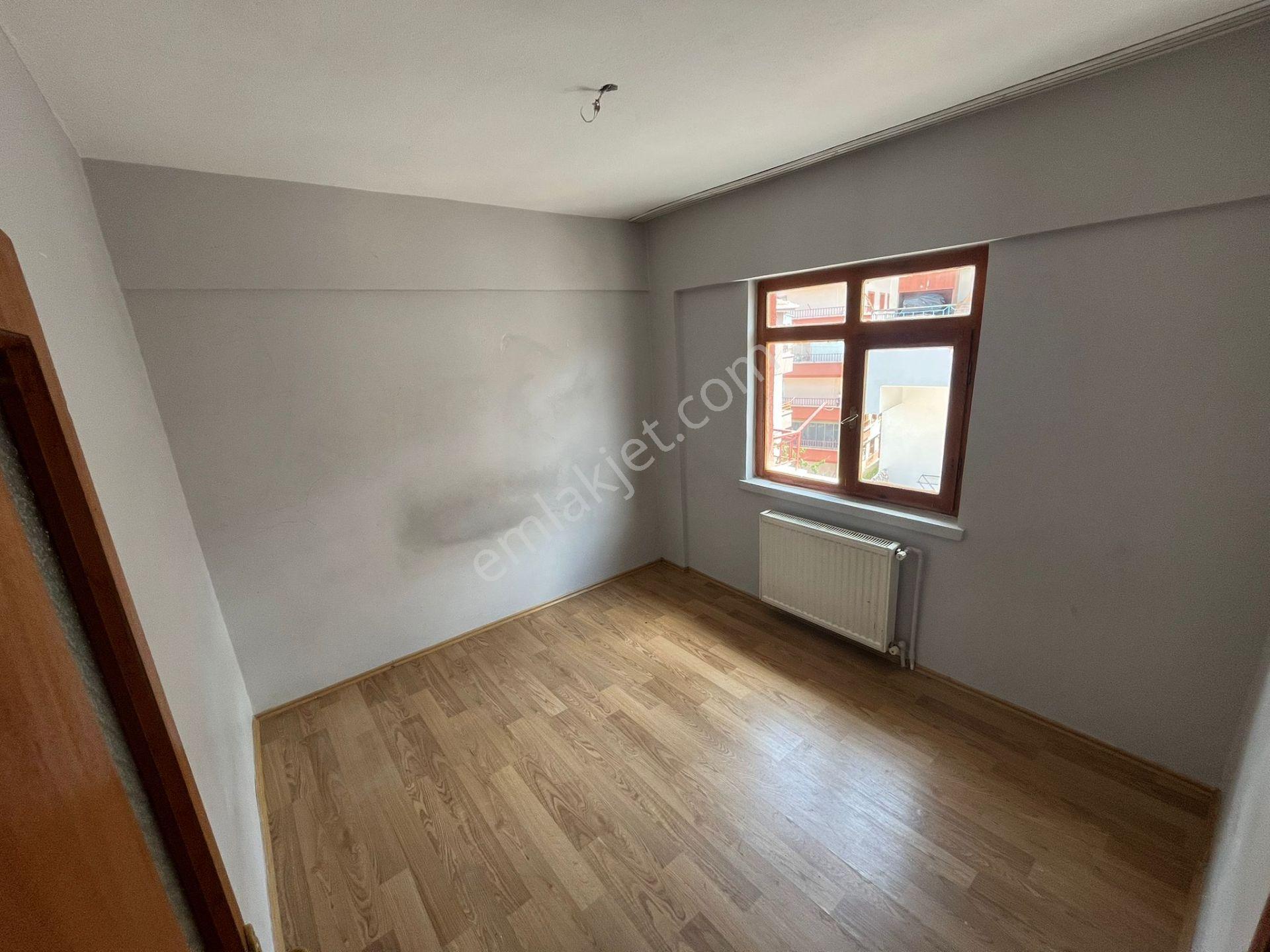 Andiçen Mahallesin'de Salon Bağımsız Fırsat Kiralık Daire - Görsel 8