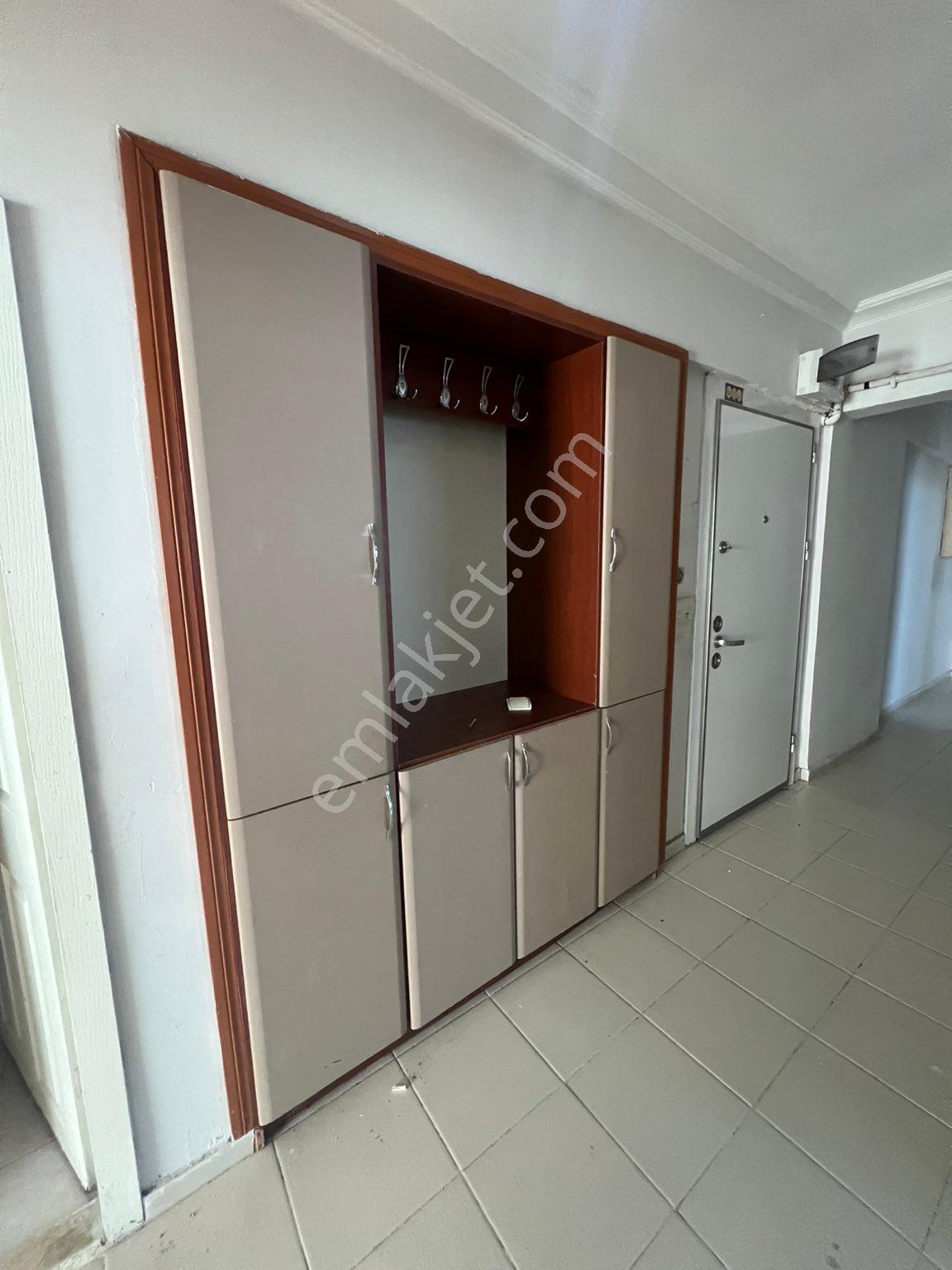 Topçu Mahallesi Ara Katta Kiralık 3+1 Daire - Görsel 19