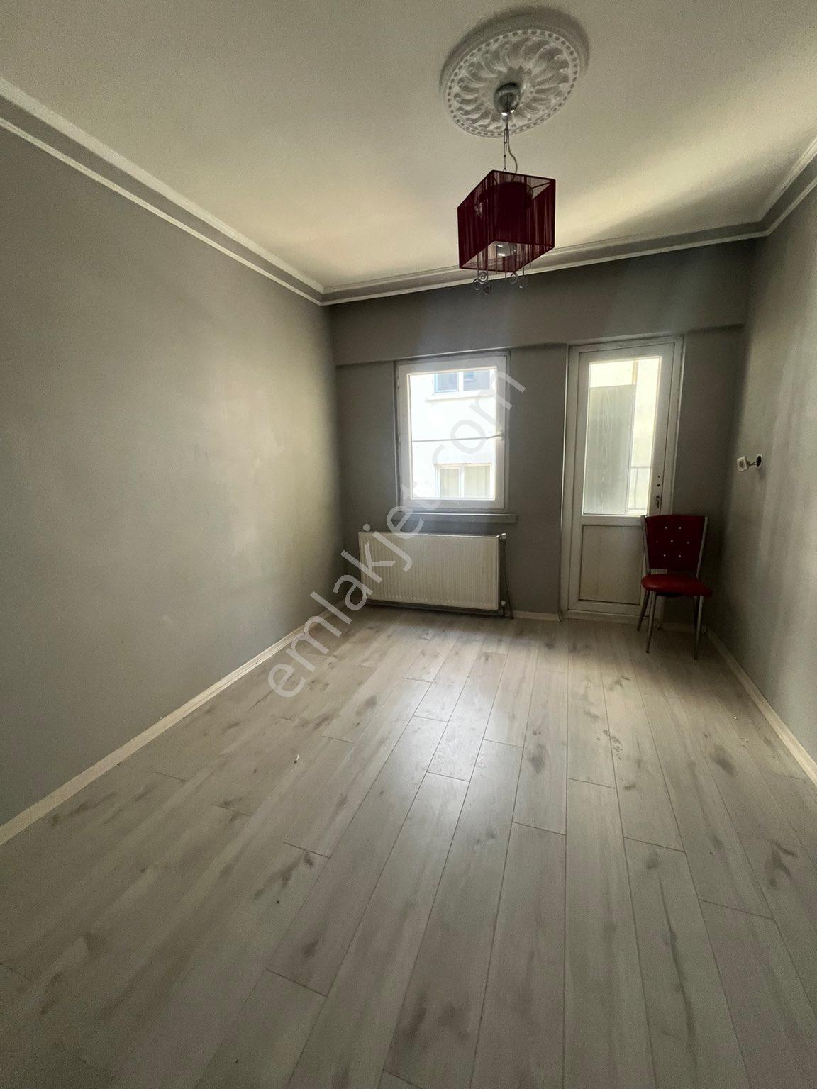 Topçu Mahallesi Ara Katta Kiralık 3+1 Daire - Görsel 22