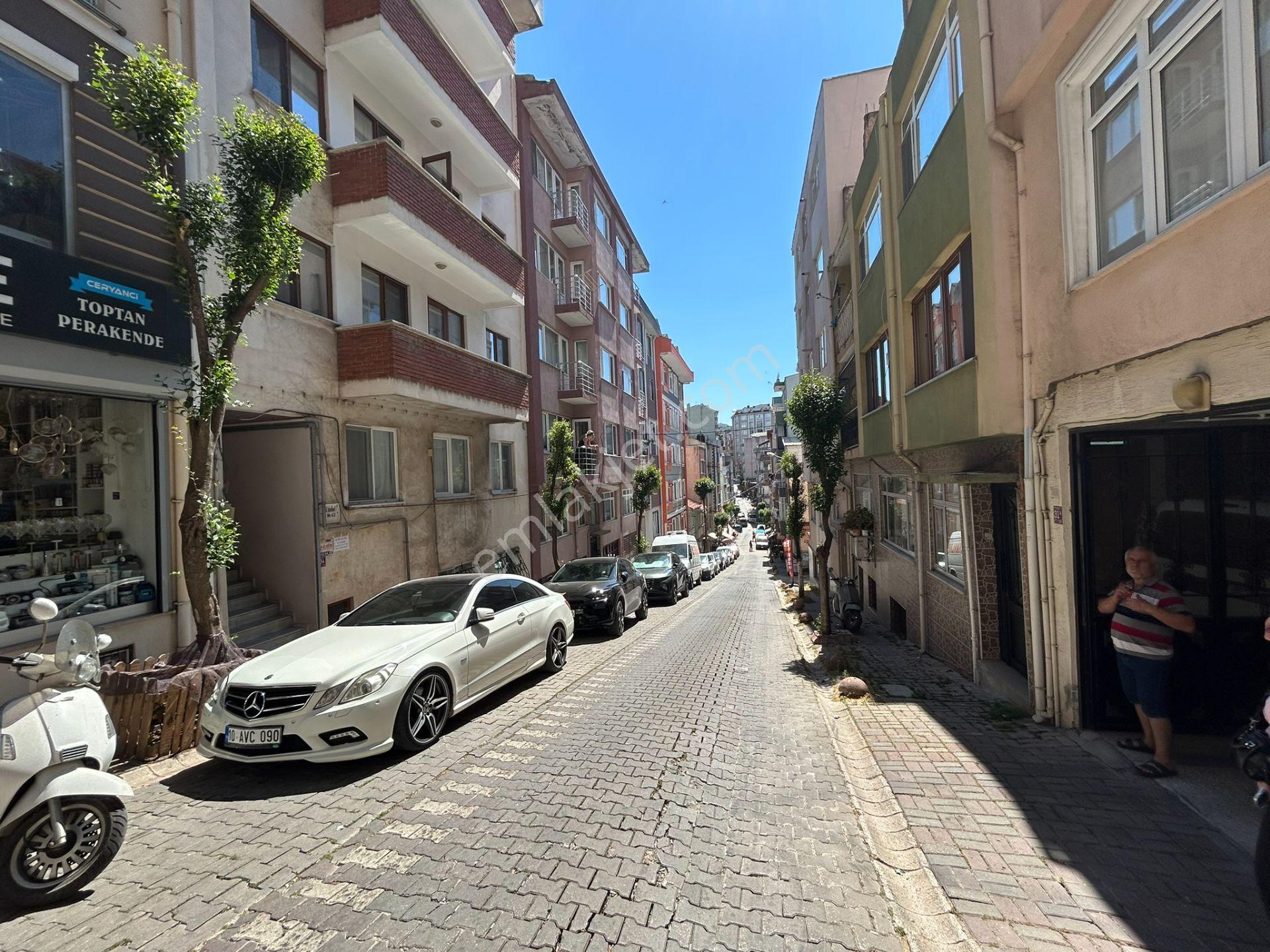 Cihan Emlaktan Kiralık Bentbaşında Çarşı İçinde Yeni 1+1 Daire - Görsel 26