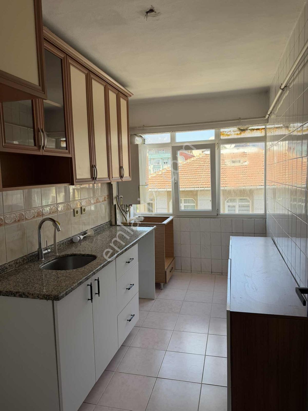 Gümüşkaya Yapı Emlak 'tan / Çavuşpaşa 2+1 70 M2 / Temiz Ara Kat - Görsel 4