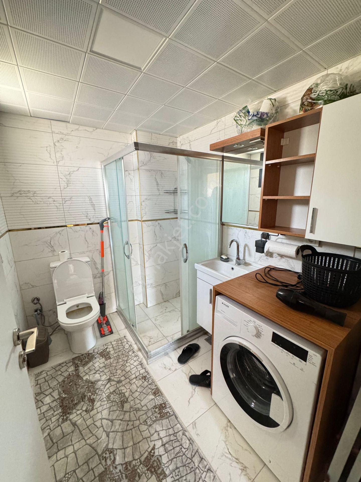 Zeki Emlak'tan Manisa Muradiye Mahallesinde Cadde Üstü Kiralık 1+1 Eşyalı Daire - Görsel 9