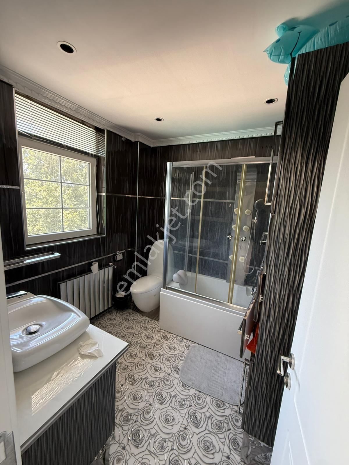 Beykoz Yavuzselim Mahallesinde Site İçerisinde Kiralık Villa - Görsel 32
