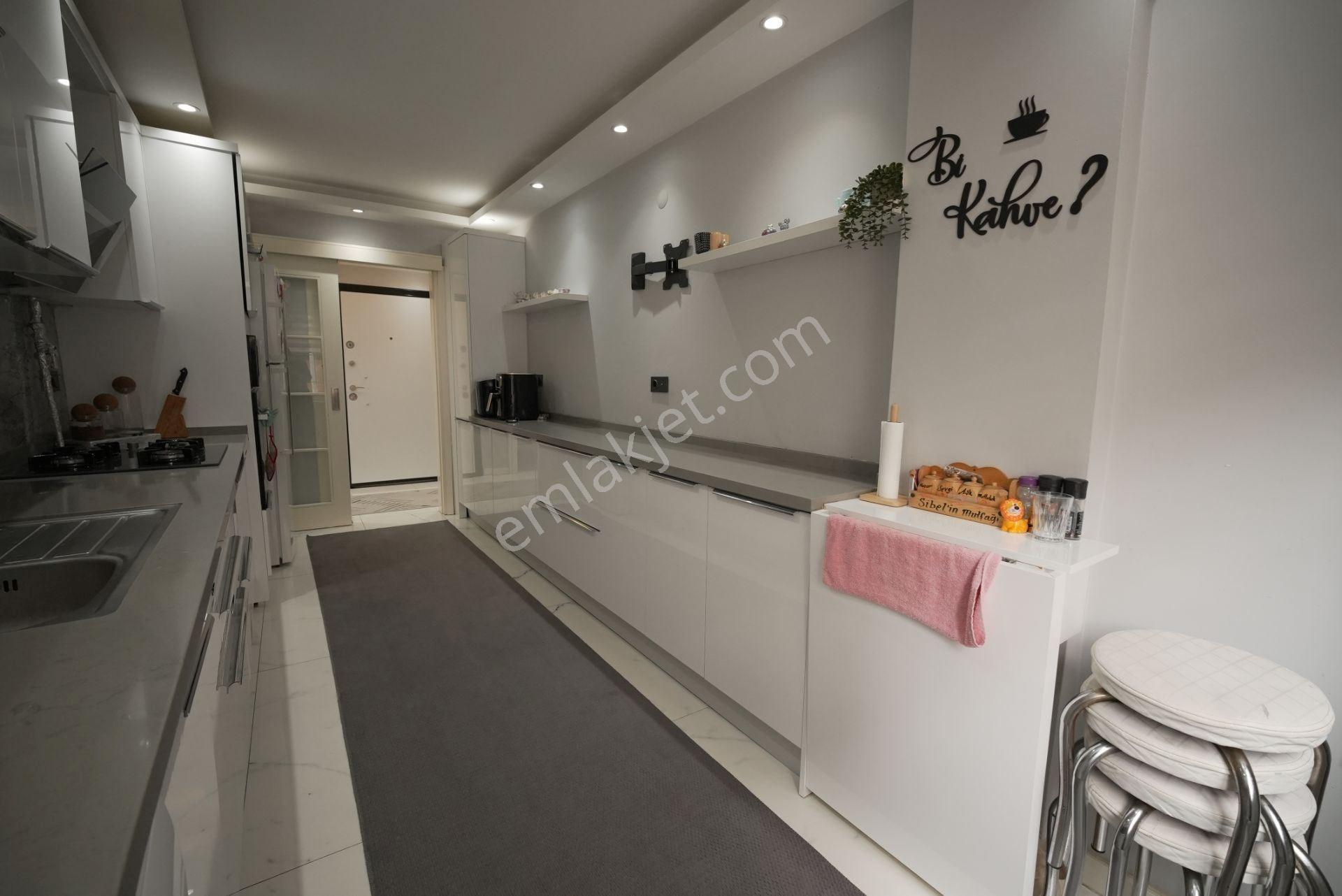 Halil Rıfat Paşa Cad. 3+1 Tadilatlı Satılık Daire - Görsel 22