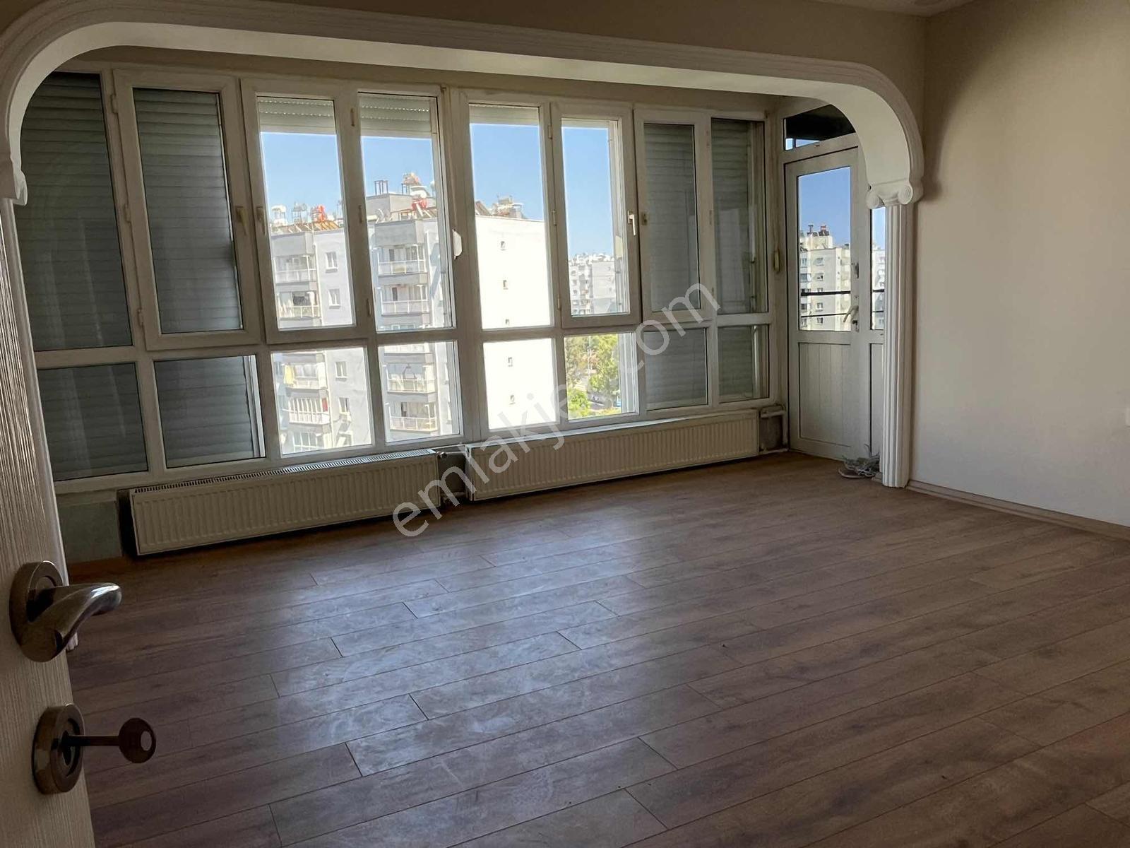 Meltem'de Merkezde Adliyeye Yakın Sitede İçi Yapılı 3+1 Daire - Görsel 26