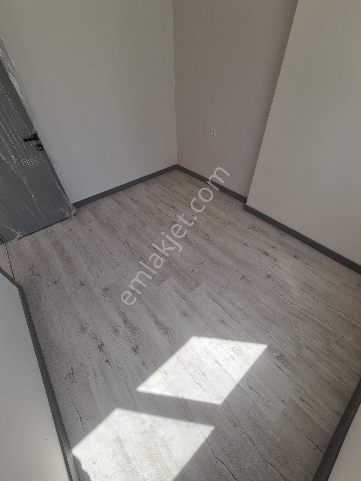 Gültepe'de1+1 Yeni Bina Oturum Hazır Krediye Uygun Satılık Daire - Görsel 12
