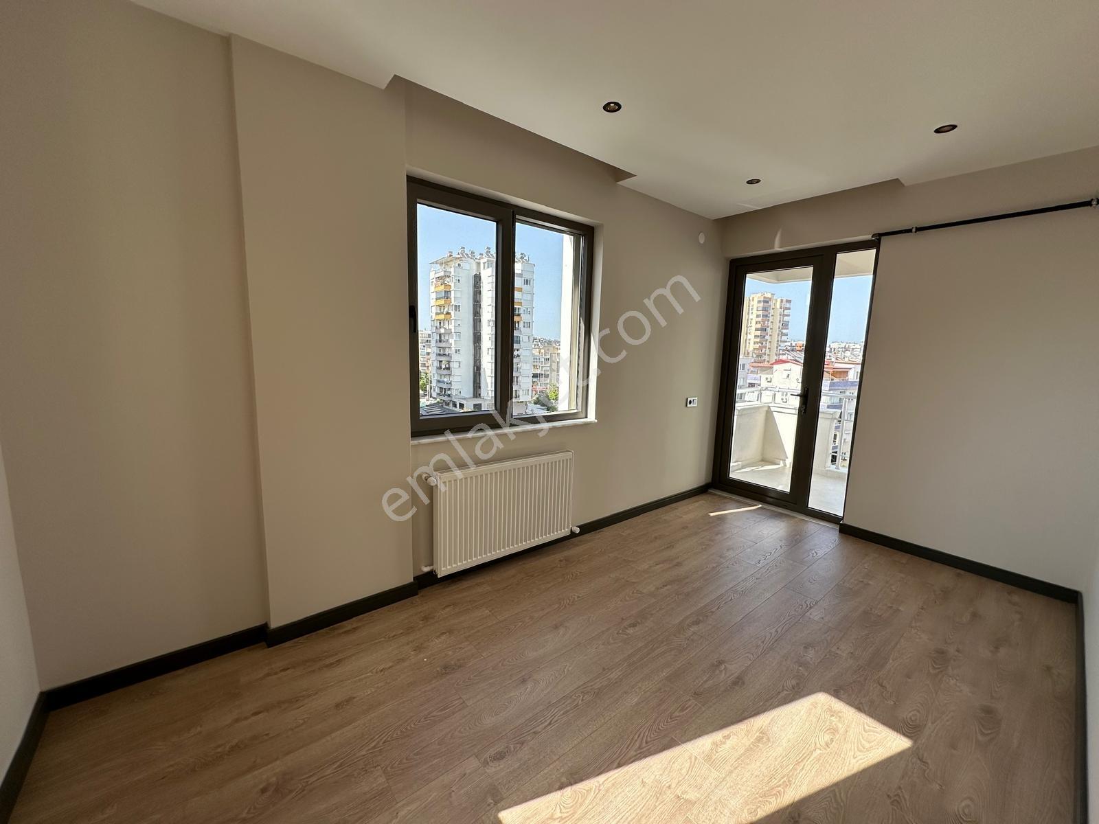 Lara Merkezde Site İçi Mimari Tasarım 3+1 Ara Kat Satılık Daire - Görsel 16