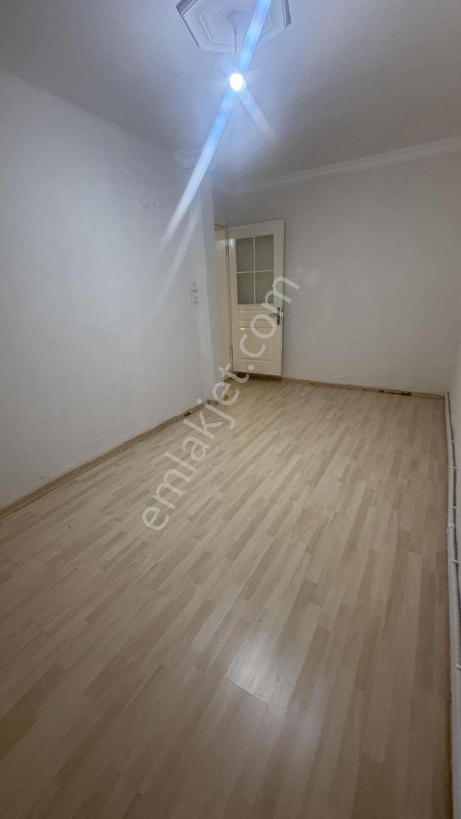 Buca Menderes Mahallesinde Kiralık 2+1 Daire - Görsel 11