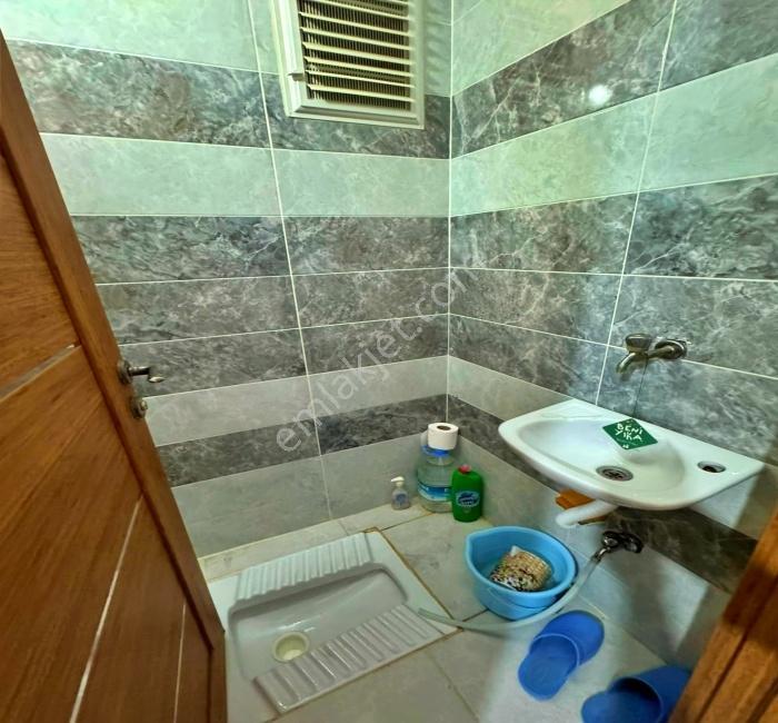 Beylikdüzünde Merkezi Konum Kış-yaz Bahçeli 2+1 Geniş Bahçe Katı - Görsel 29