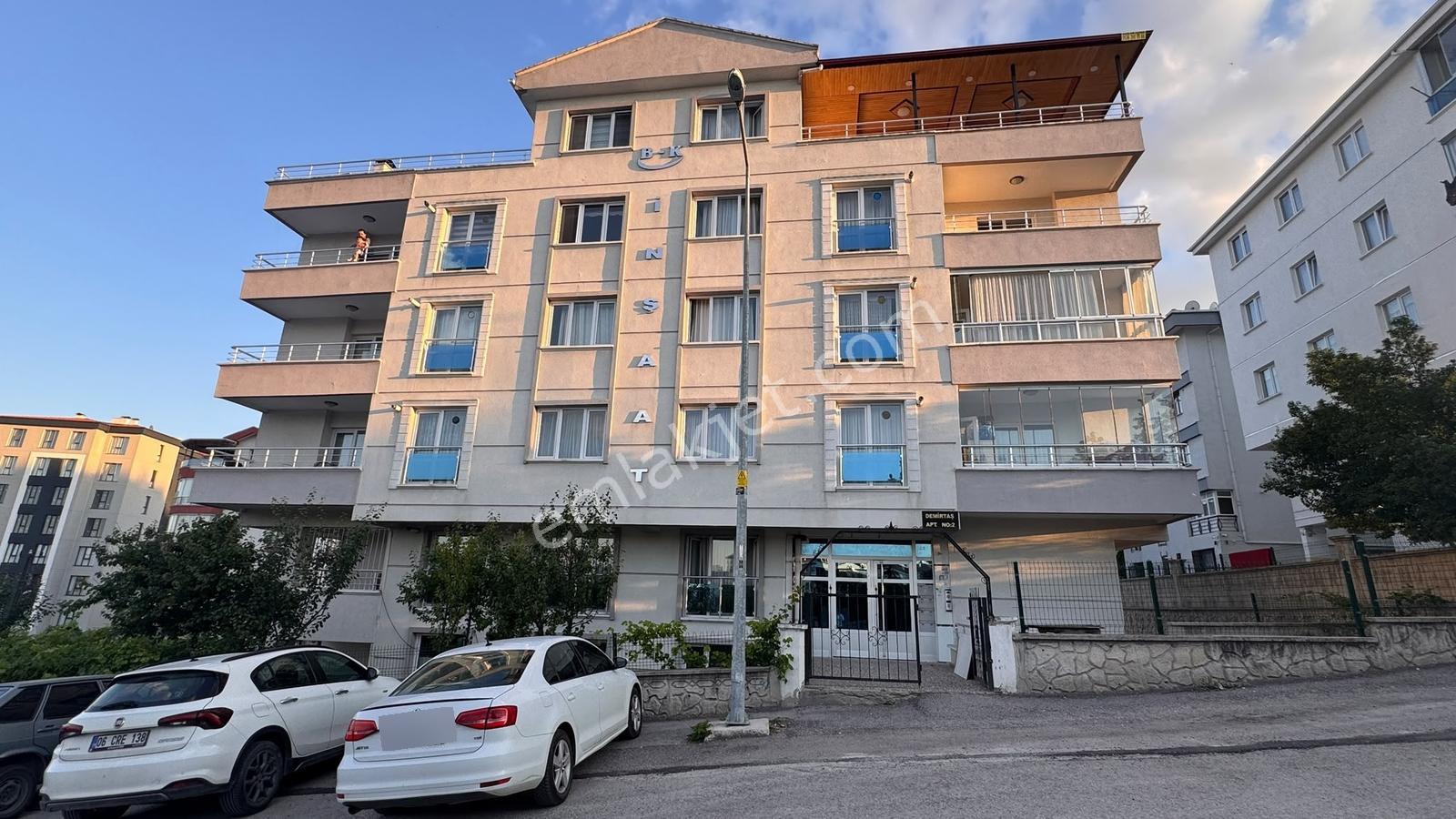 Elvanda 6+1 Önü Açık Manzaral 2 Teraslı Daire - Görsel 9