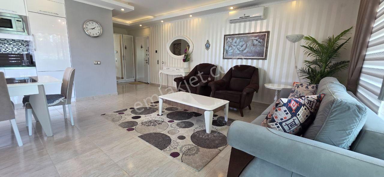 Alanya Oba'da Havuz Manzaralı Eşyalı 2+1 Satılık Daire - Görsel 15