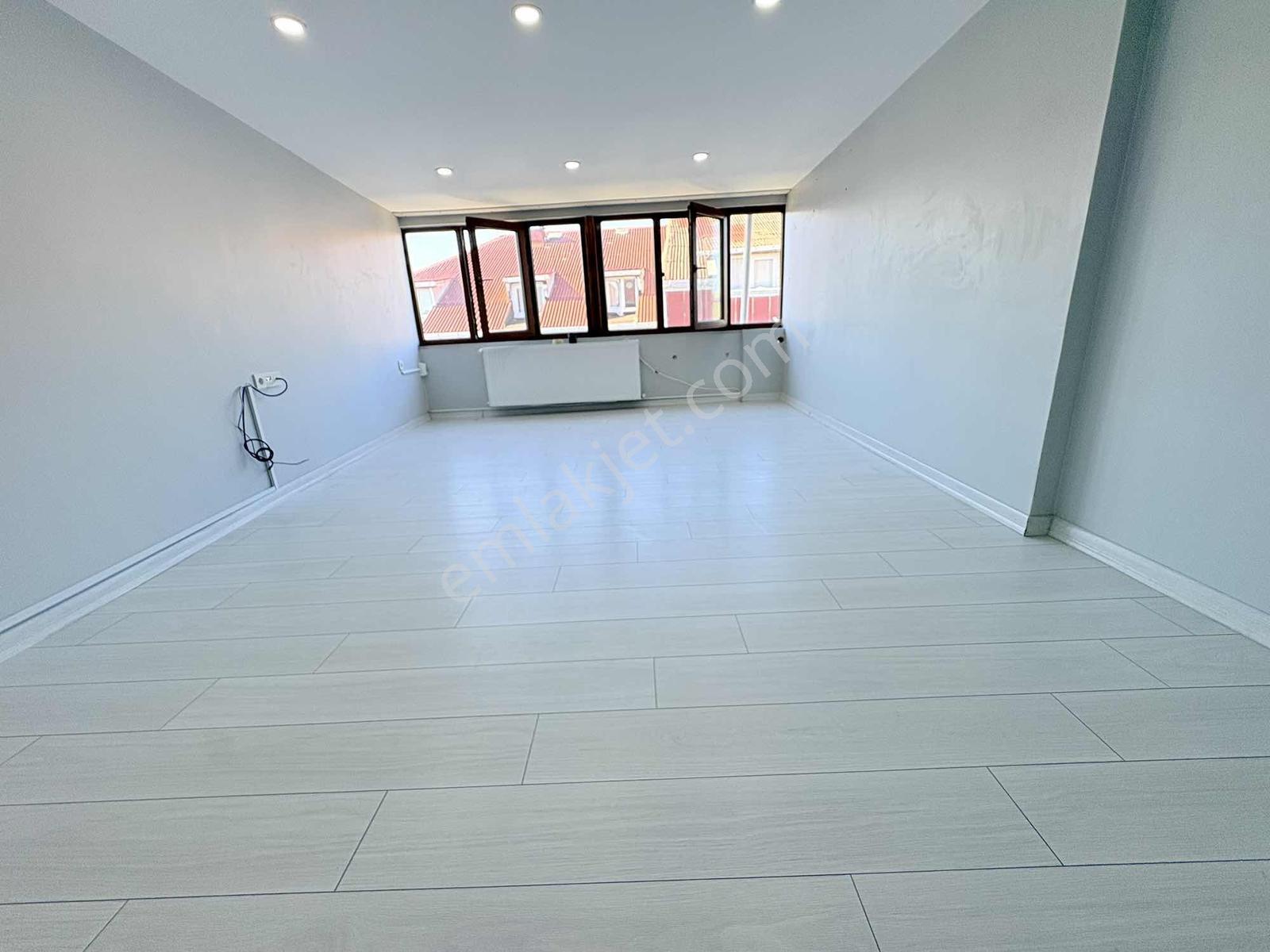 Arzu Emlaktan Gazi Mah Kiralık 2+1 Kapalı Balkonlu 4.kat Daire - Görsel 13