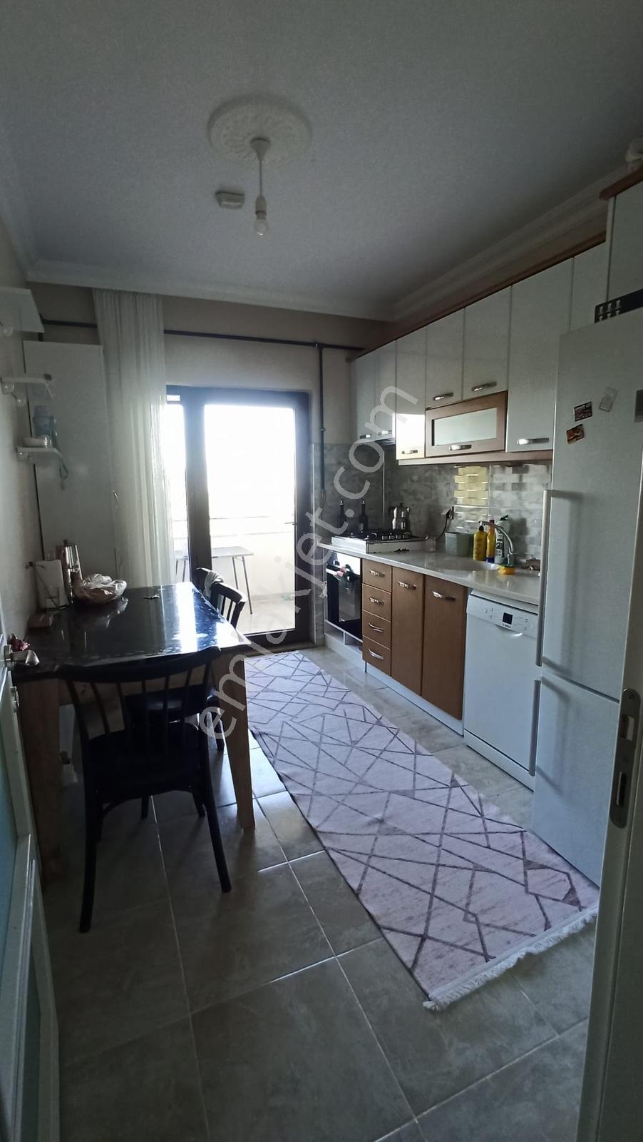 3 Kent'den Basın Sitesinde Deniz Manzaralı 3+1 Kiralık Daire - Görsel 9
