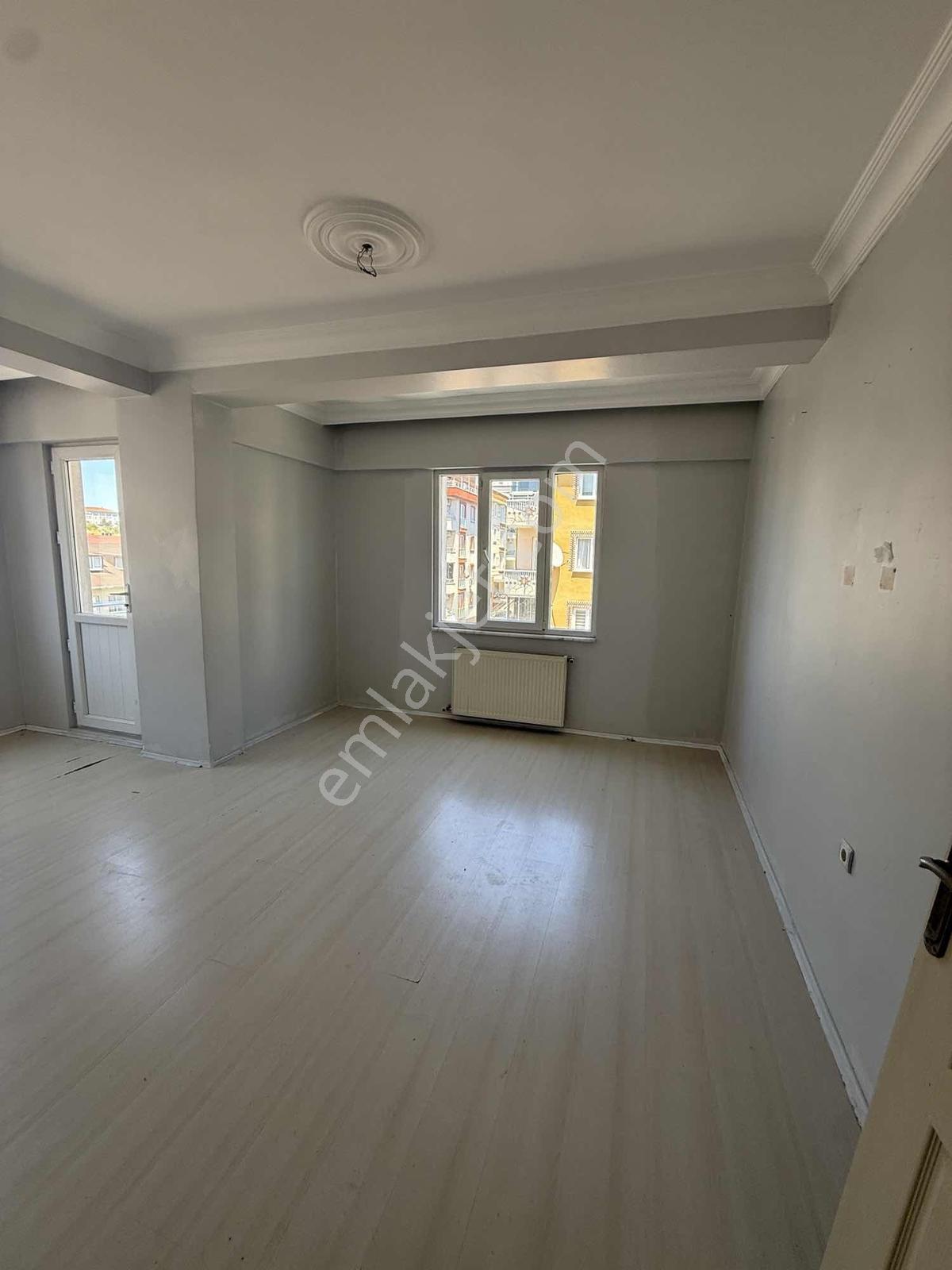 Çakmak Da Geniş Ebeveyn Banyolu 3+1 Daire