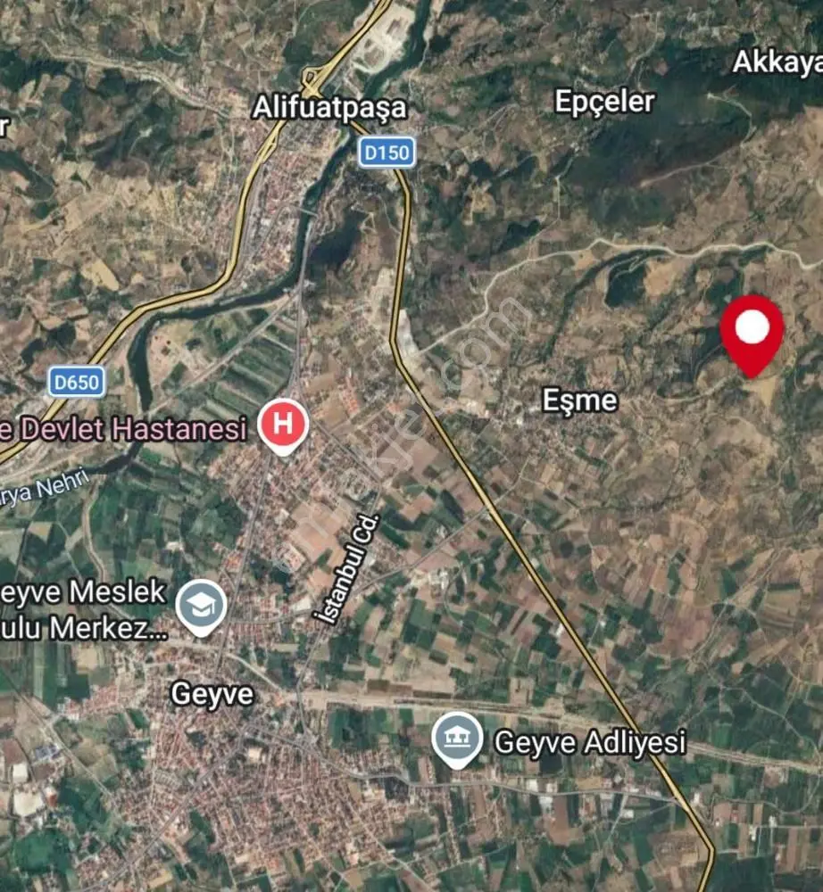 Sakarya Geyve Eşmede Satılık Yatırımlık Tarla - Görsel 4