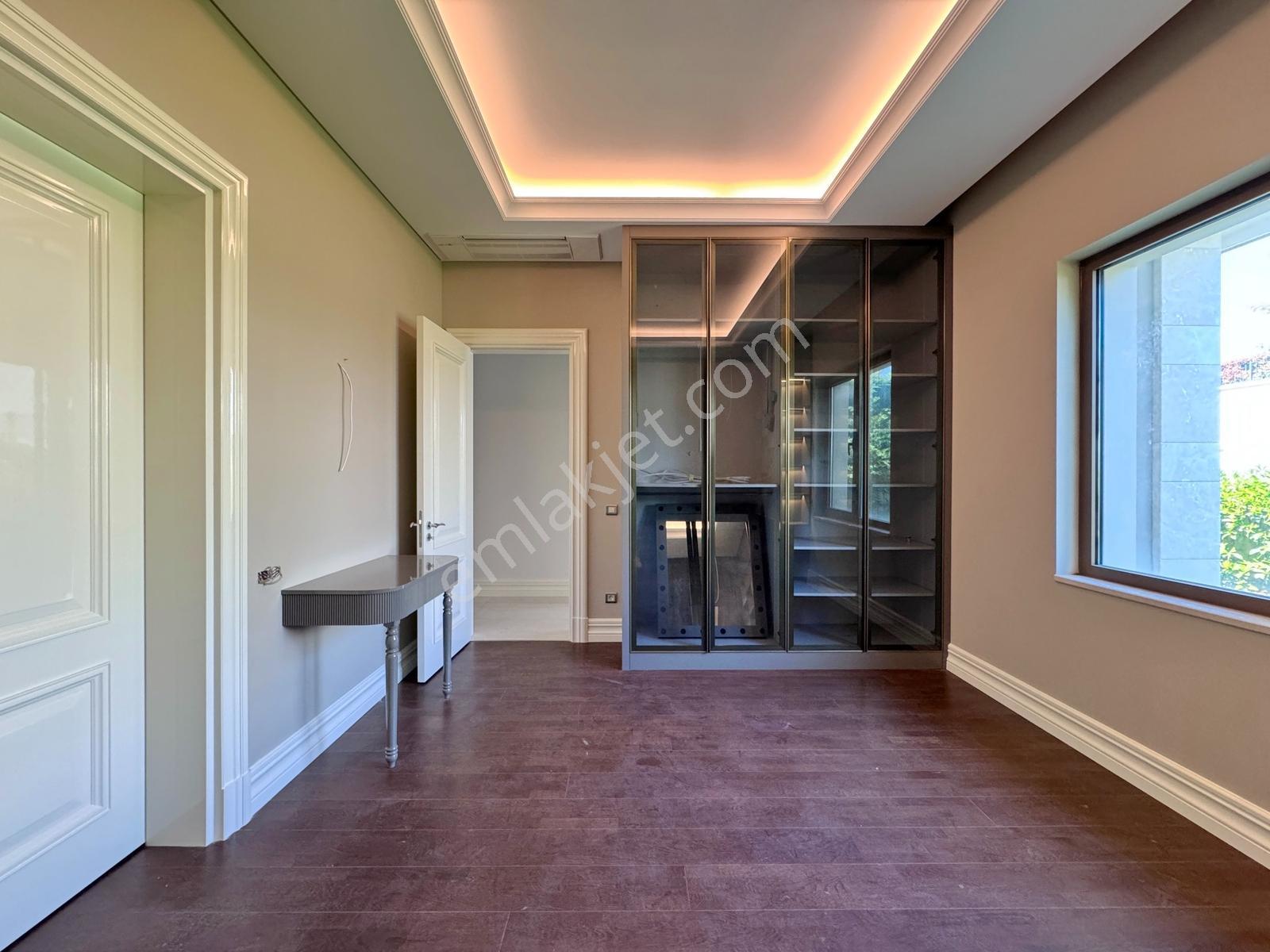 Didem Durukan'dan Göl İstanbul'da Satılık 6+1 Eşyalı Villa - Görsel 39