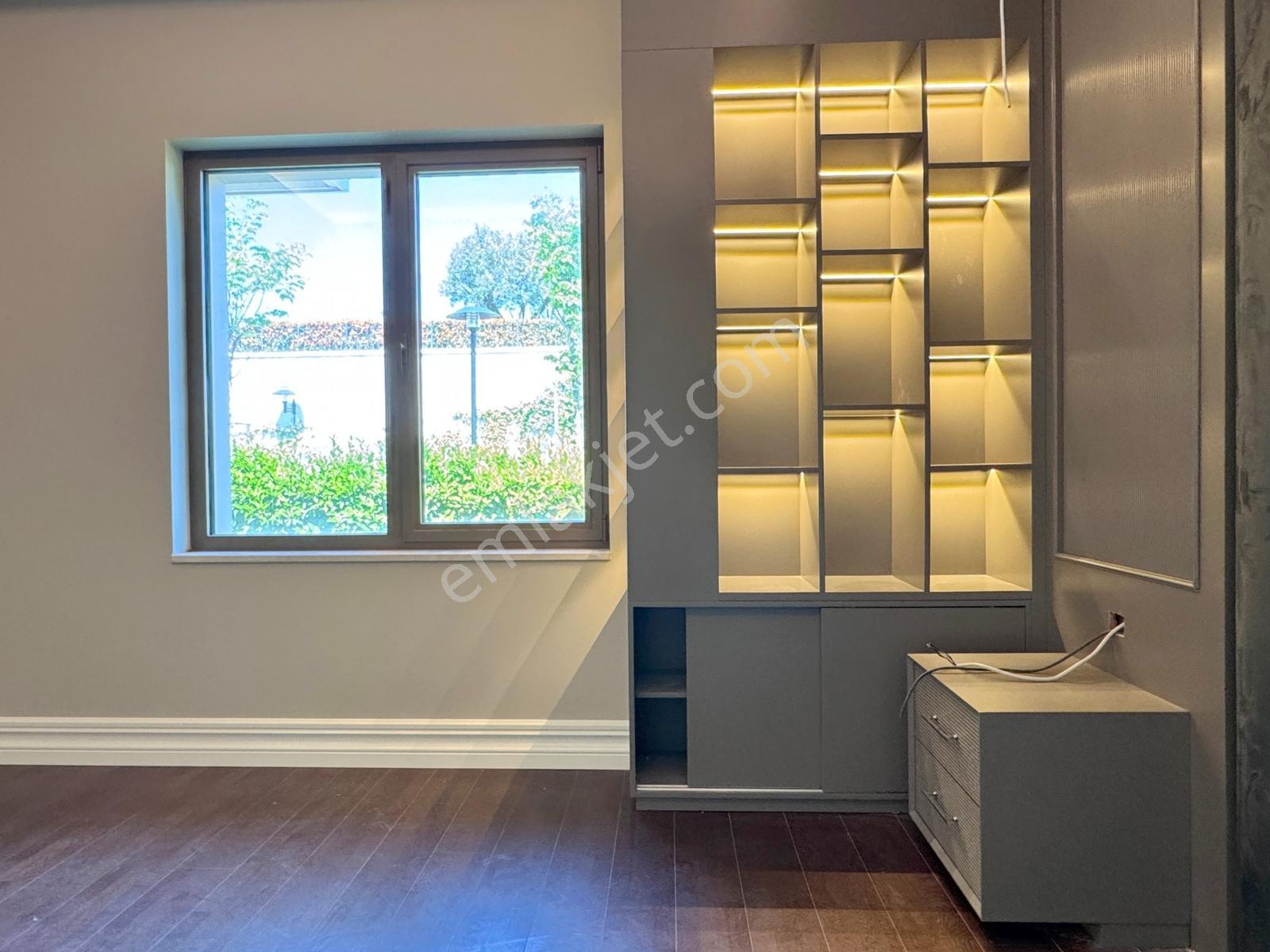 Didem Durukan'dan Göl İstanbul'da Satılık 6+1 Eşyalı Villa - Görsel 37