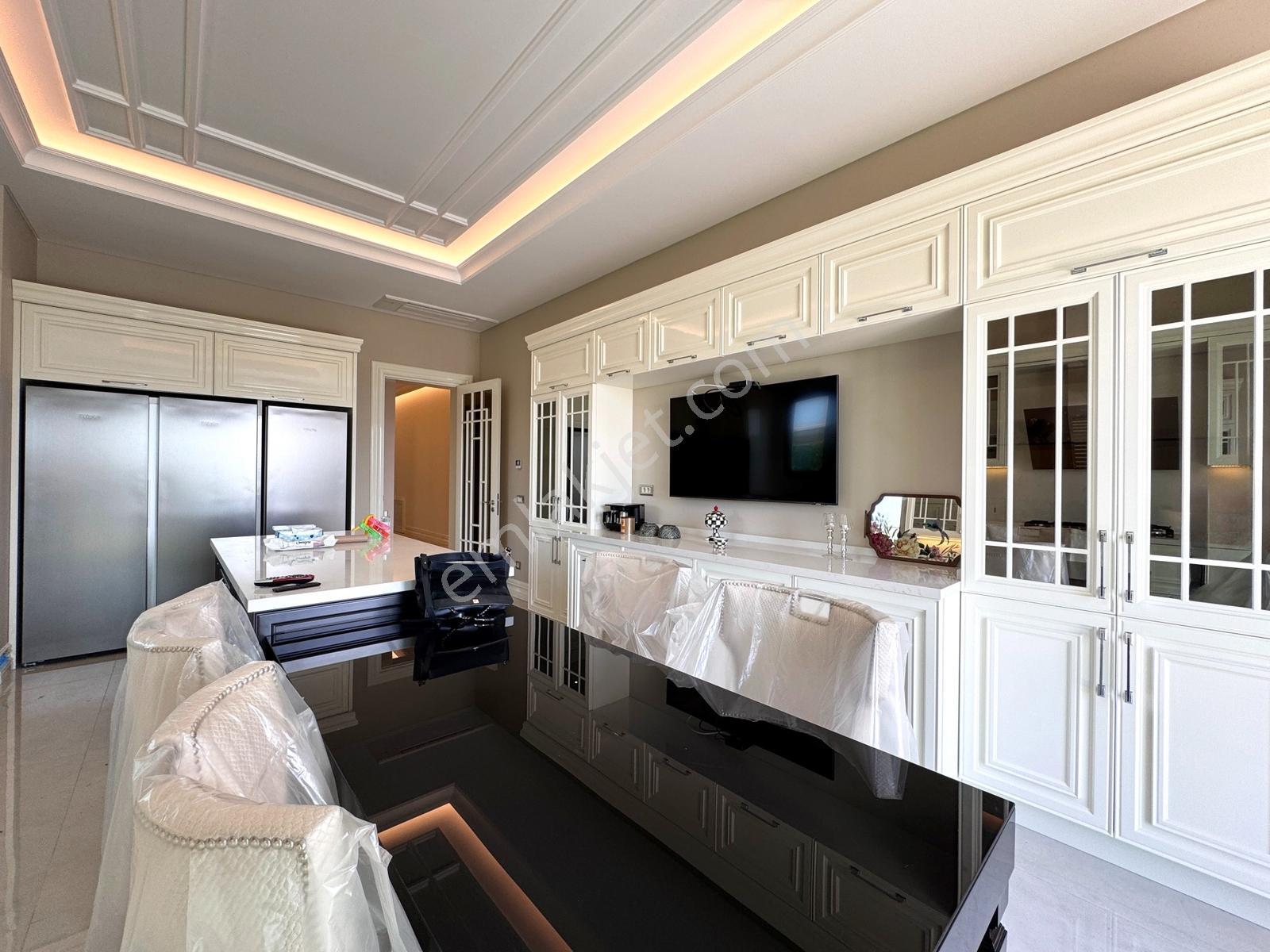 Didem Durukan'dan Göl İstanbul'da Satılık 6+1 Eşyalı Villa - Görsel 8