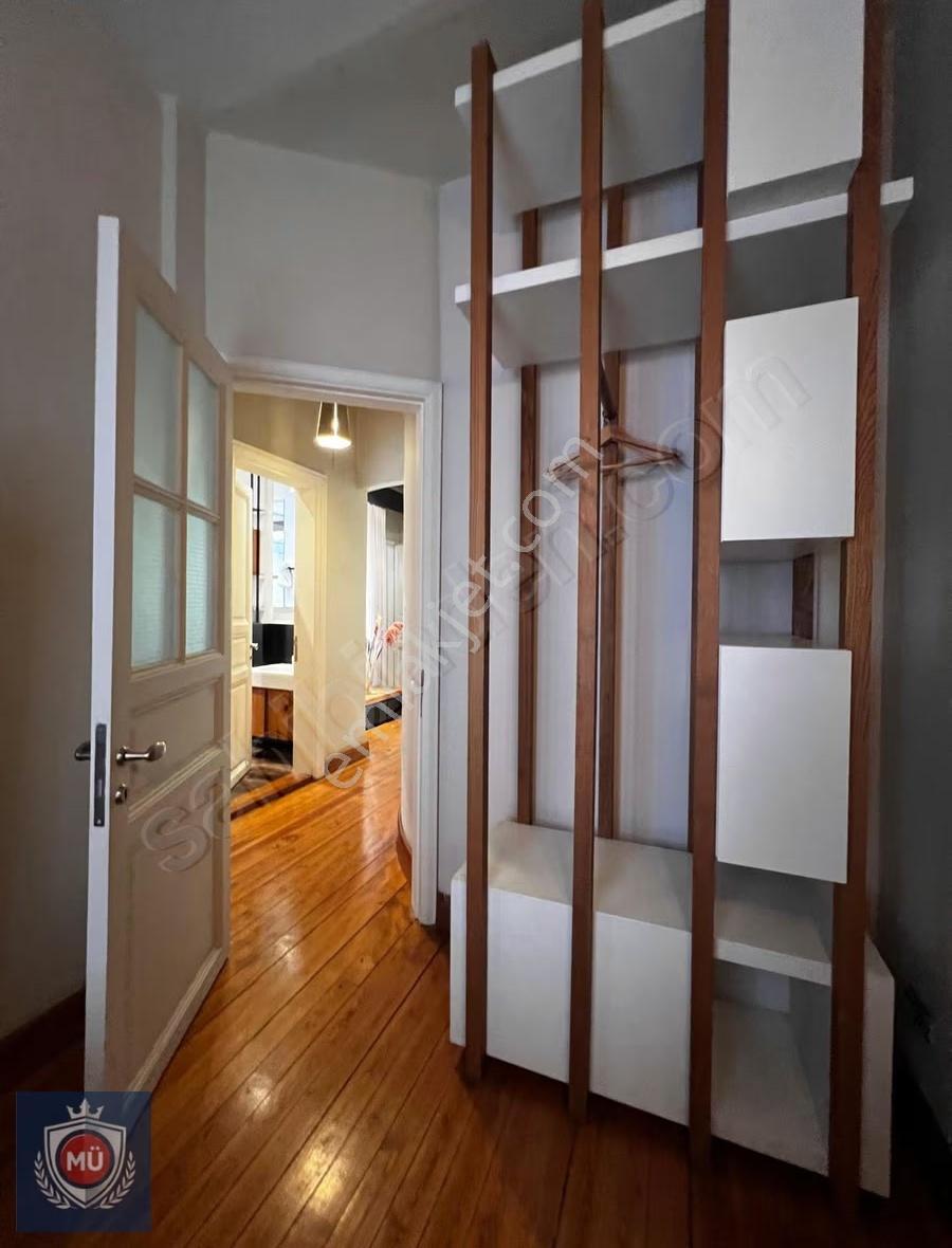 Beyoğlun'nun Merkezinde Eşyalı Kiralık Asansörlü 2+1 Daire - Görsel 8