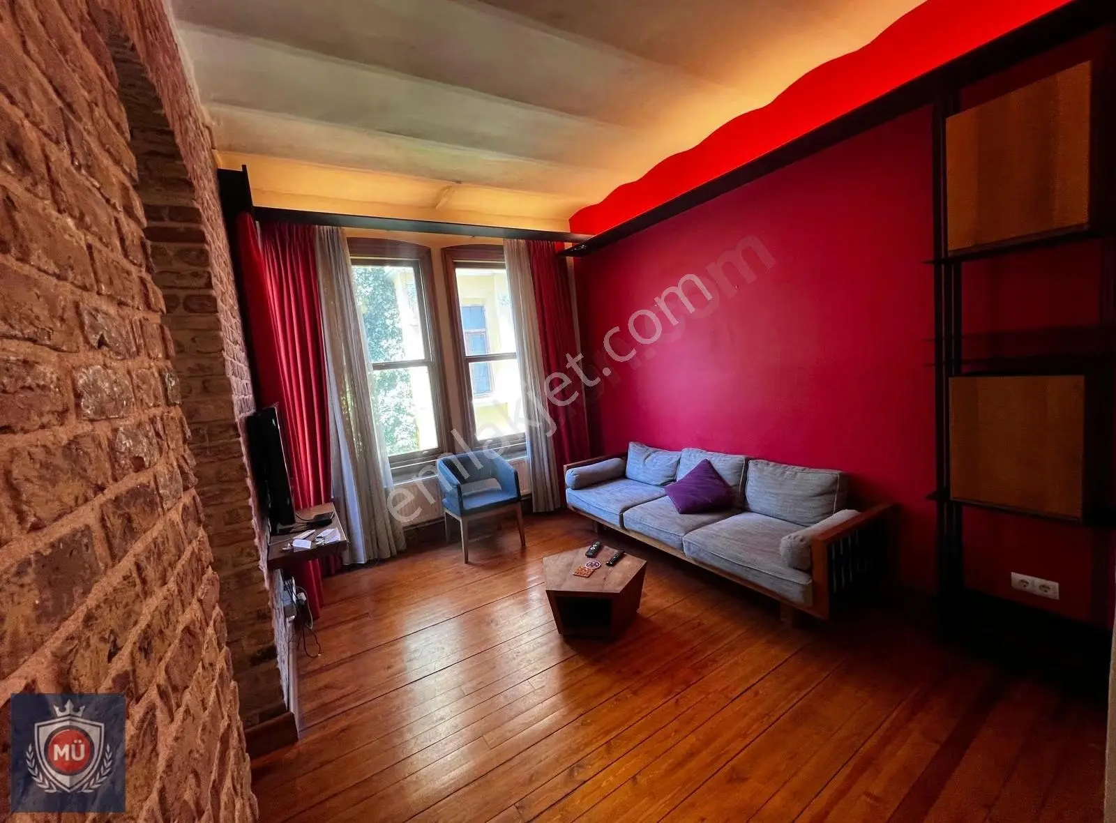Beyoğlun'nun Merkezinde Eşyalı Kiralık Asansörlü 2+1 Daire - Görsel 2