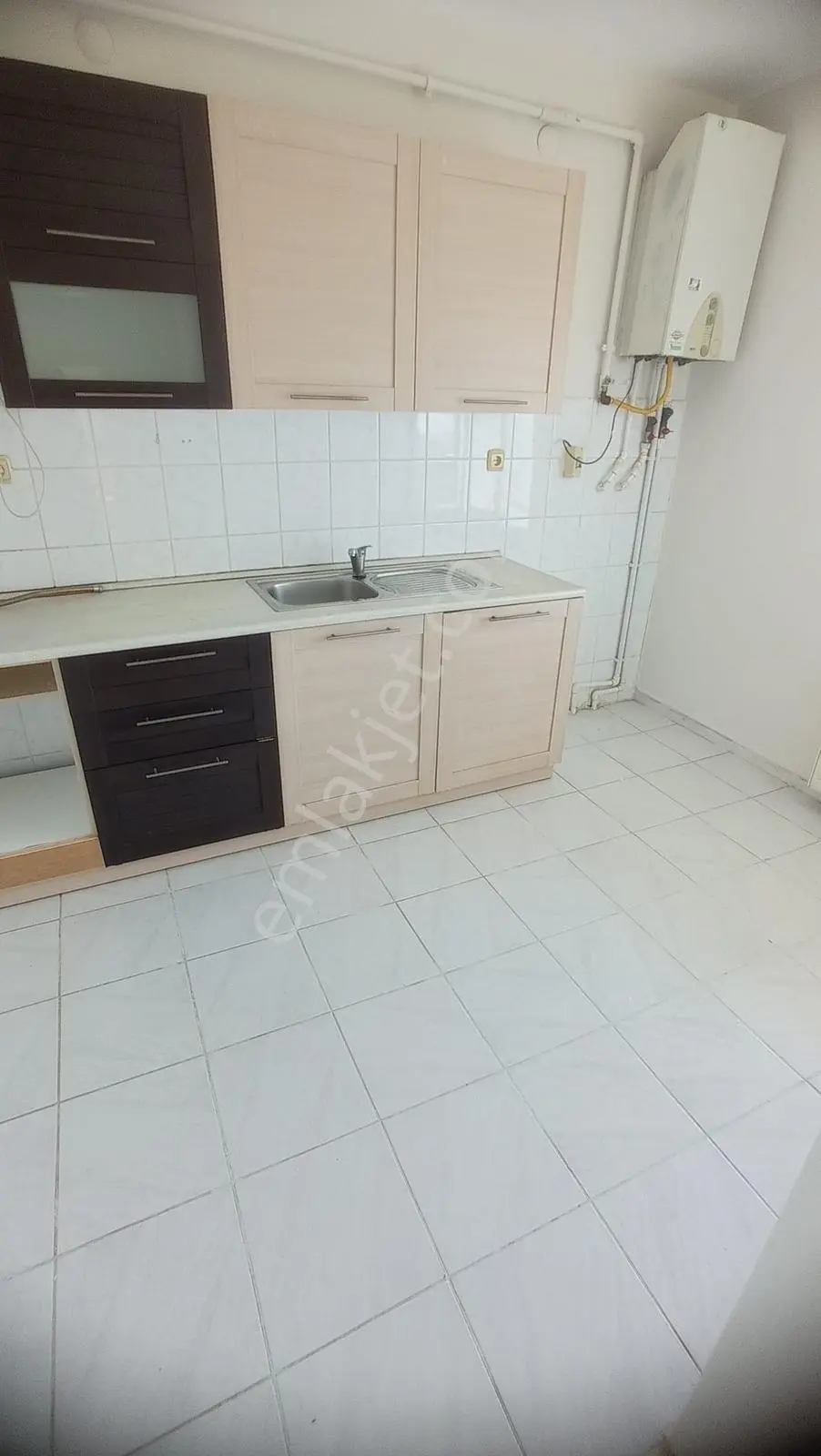 Aytepe Sitesinde 2+1 Kiralık Daire - Görsel 4