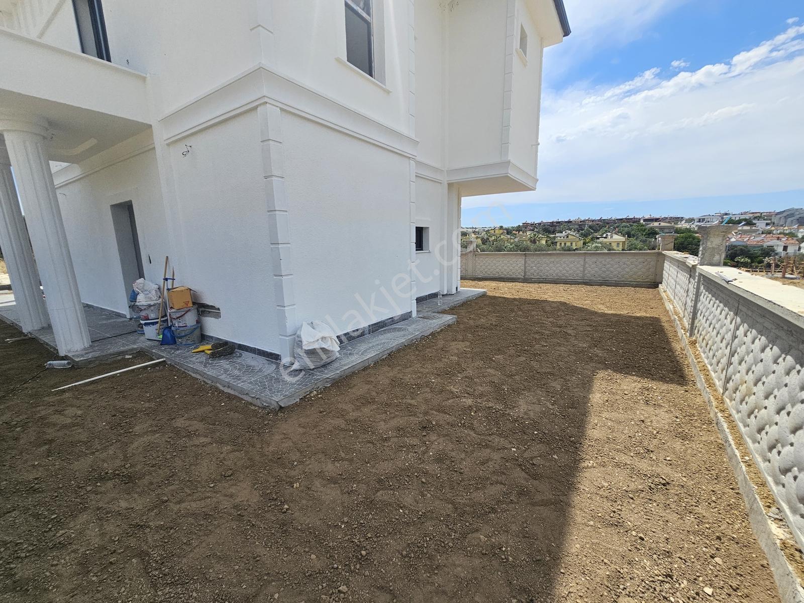 Onmax Karaağaçta Denize 200 Metre 3+1 Tam Müstakil Lüks Villa - Görsel 31