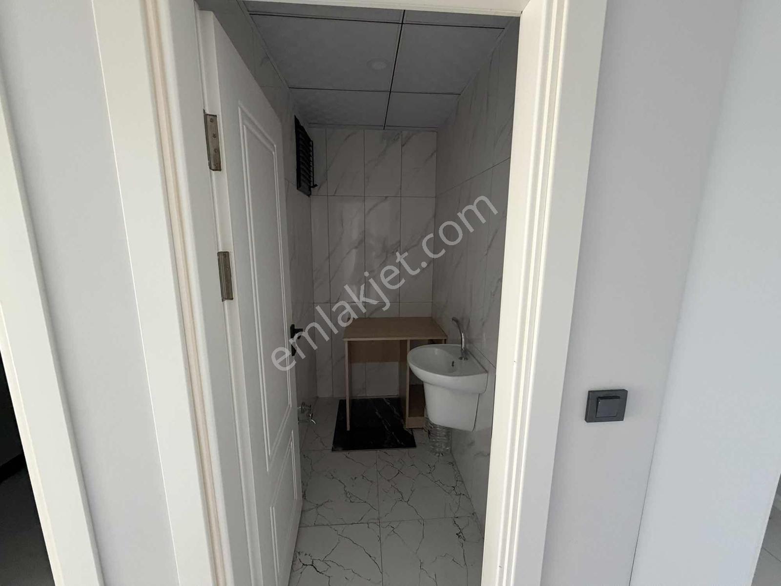 Remax Ezgi'den 19 Mayıs Bulvarında Kiralık 2+1 Daire - Görsel 19