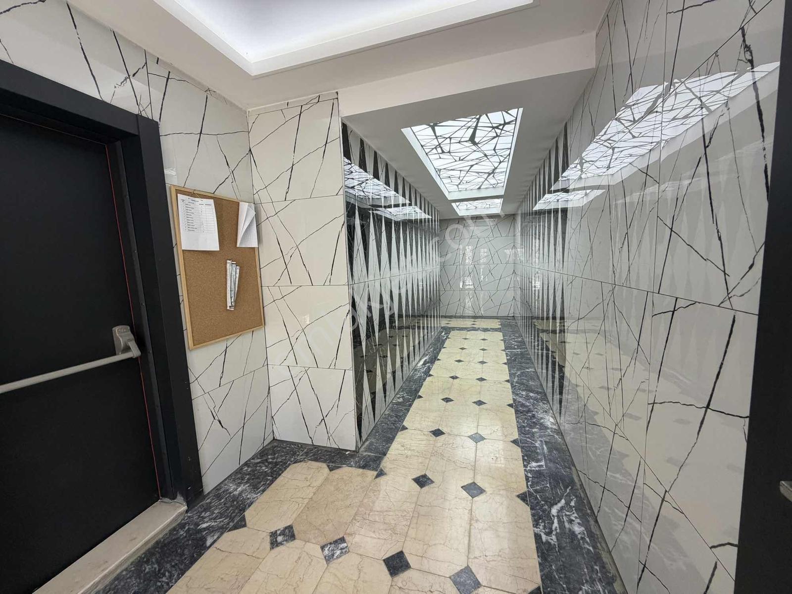 Remax Ezgi'den 19 Mayıs Bulvarında Kiralık 2+1 Daire - Görsel 18