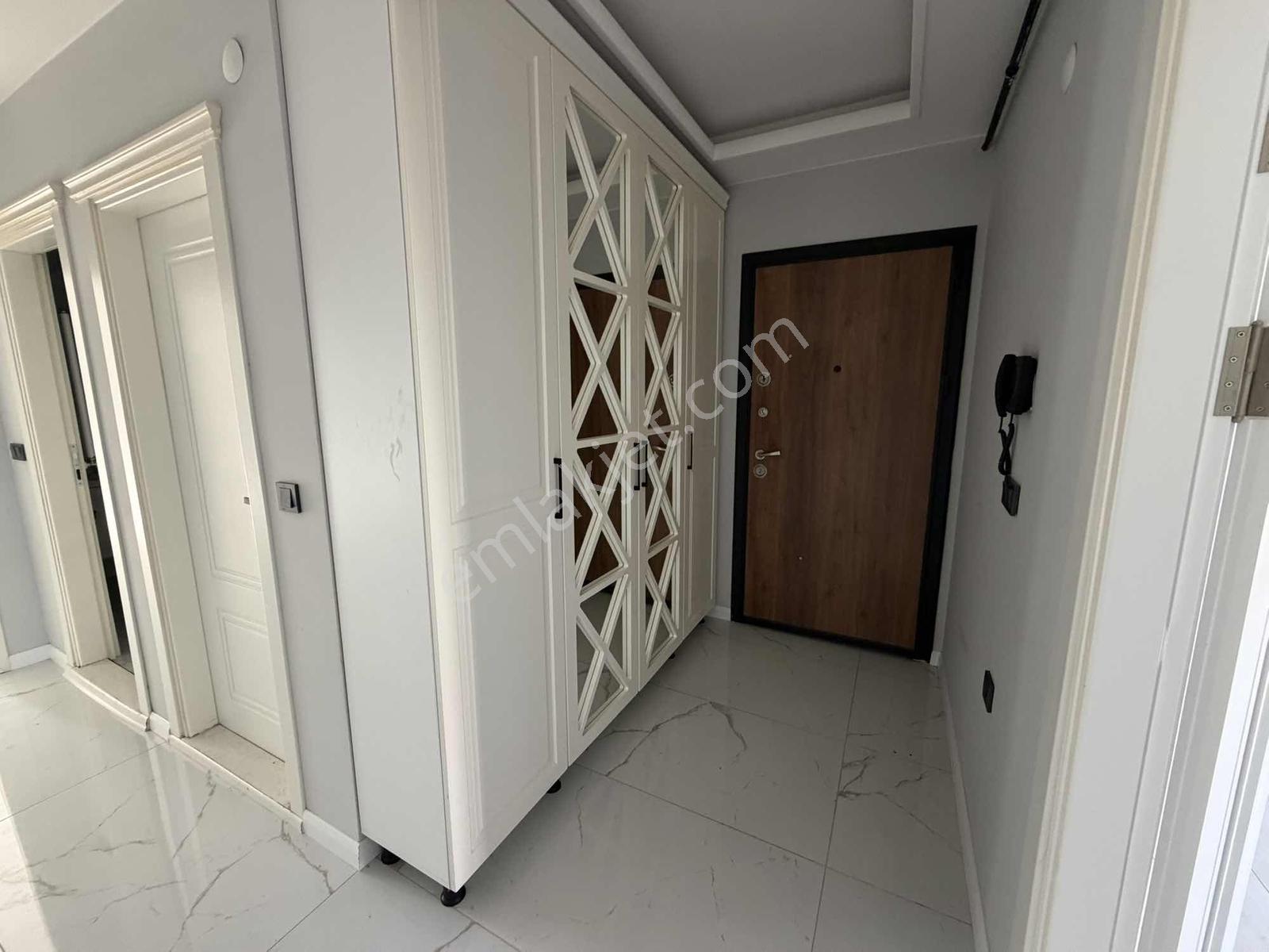 Remax Ezgi'den 19 Mayıs Bulvarında Kiralık 2+1 Daire - Görsel 21