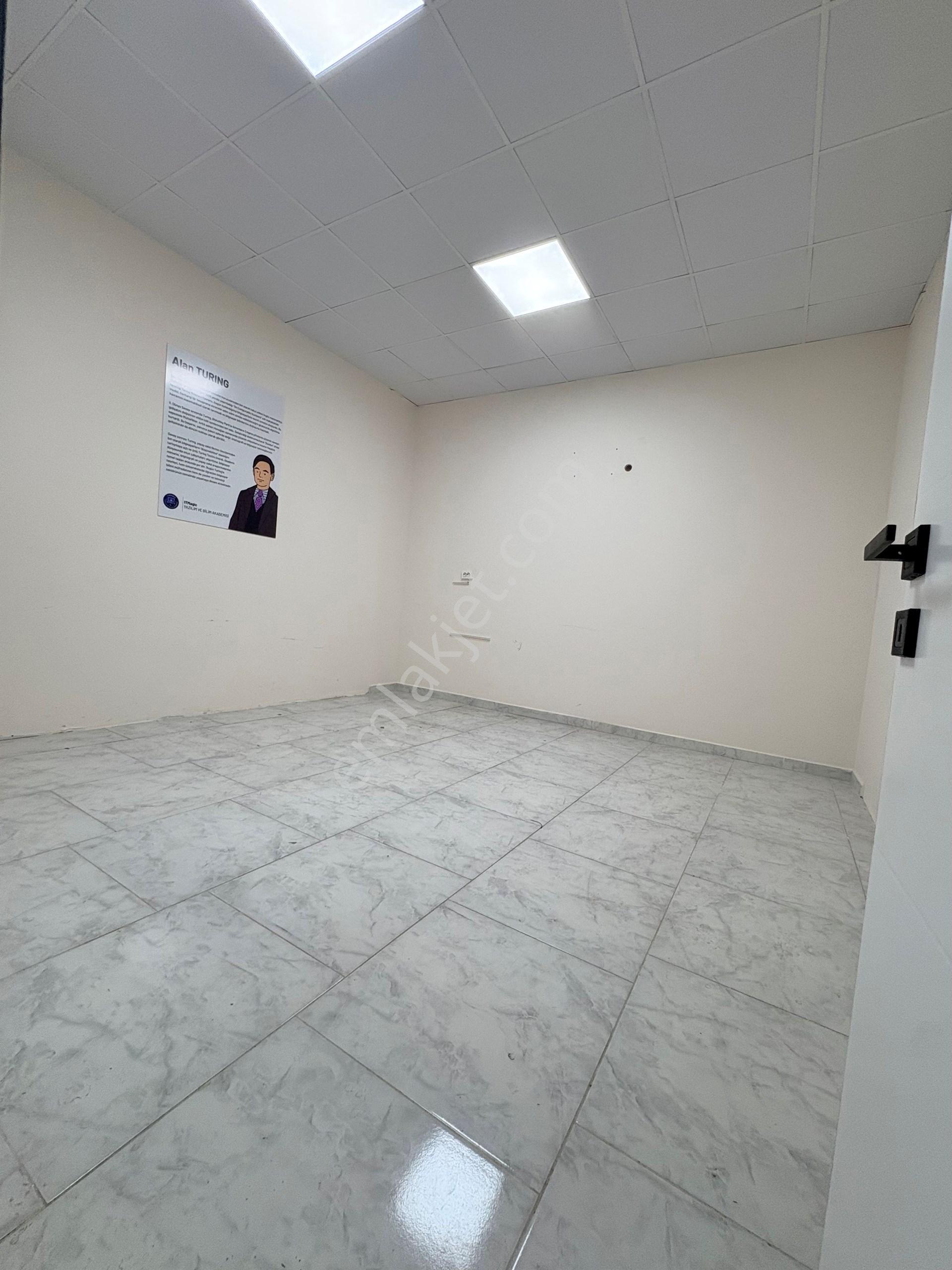 Genişletme İmkanı Olan Depolu,bacalı Kiralık İşyeri - Görsel 17