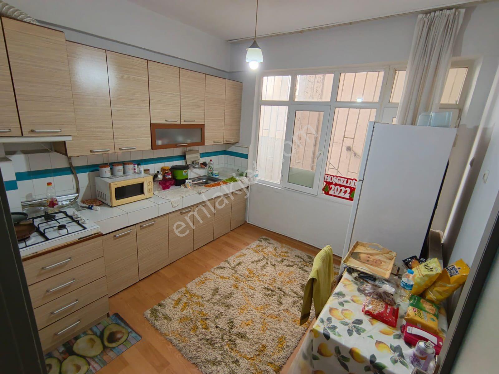 Resadiye Mahallesinde İci Temiz Satılık Daire - Görsel 10