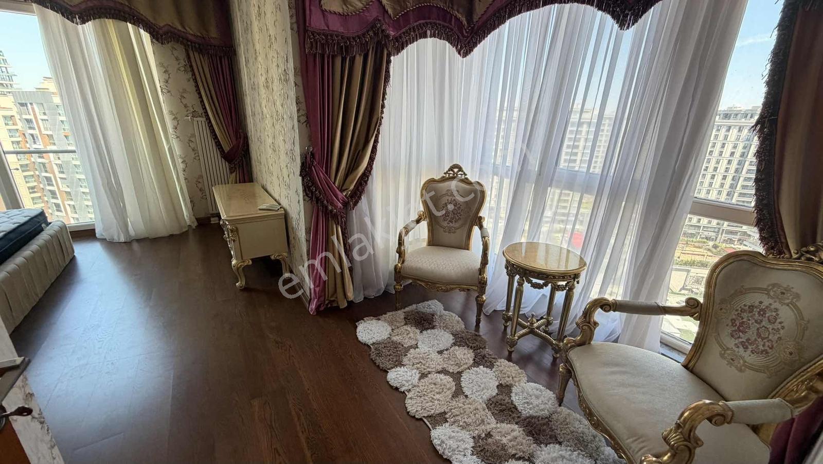 Çiğdem Emlak'tan Hipodrom Ve Deniz Manz 3,5+1 Eşyalı Kiralık - Görsel 25