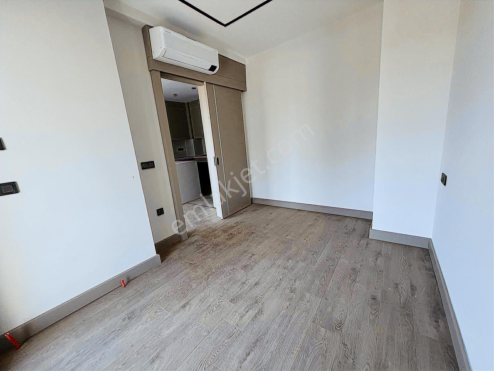 Full Özelikli Lüks Site De 1+1 Kiralık Daire - Görsel 31