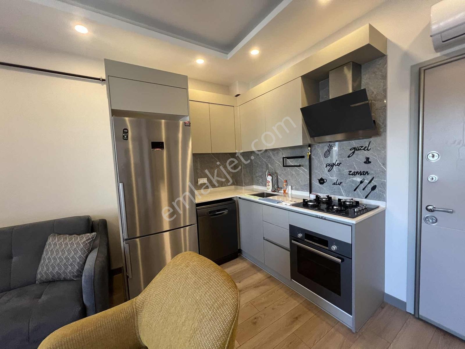 Full Özelikli Site De Sıfır Eşyalı 1+1 Kıralık Daire - Görsel 3