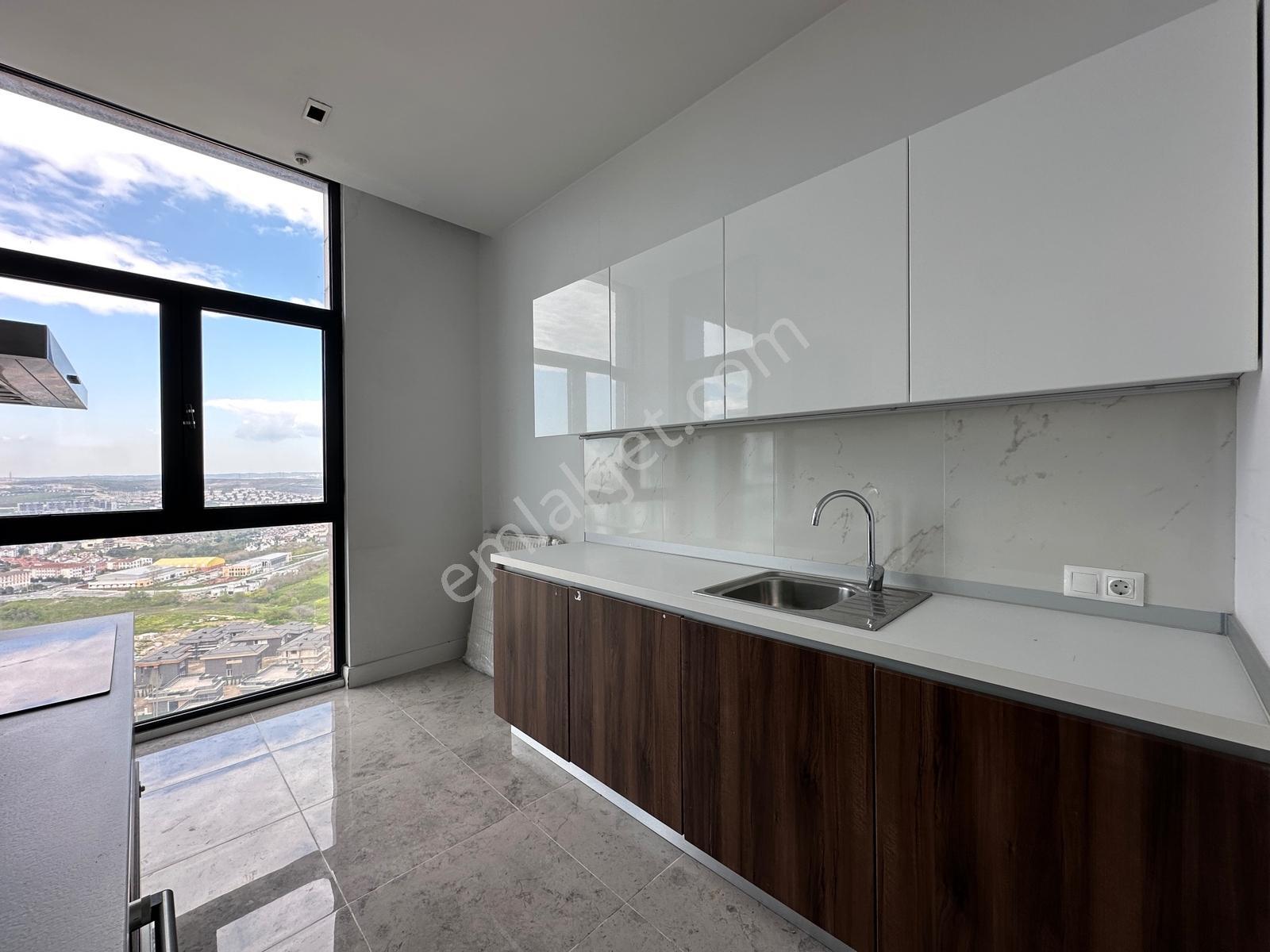 Bahçeşehir Akzirve Strada Özel Loft Daire 4+1 Satılık Teraslı - Görsel 34