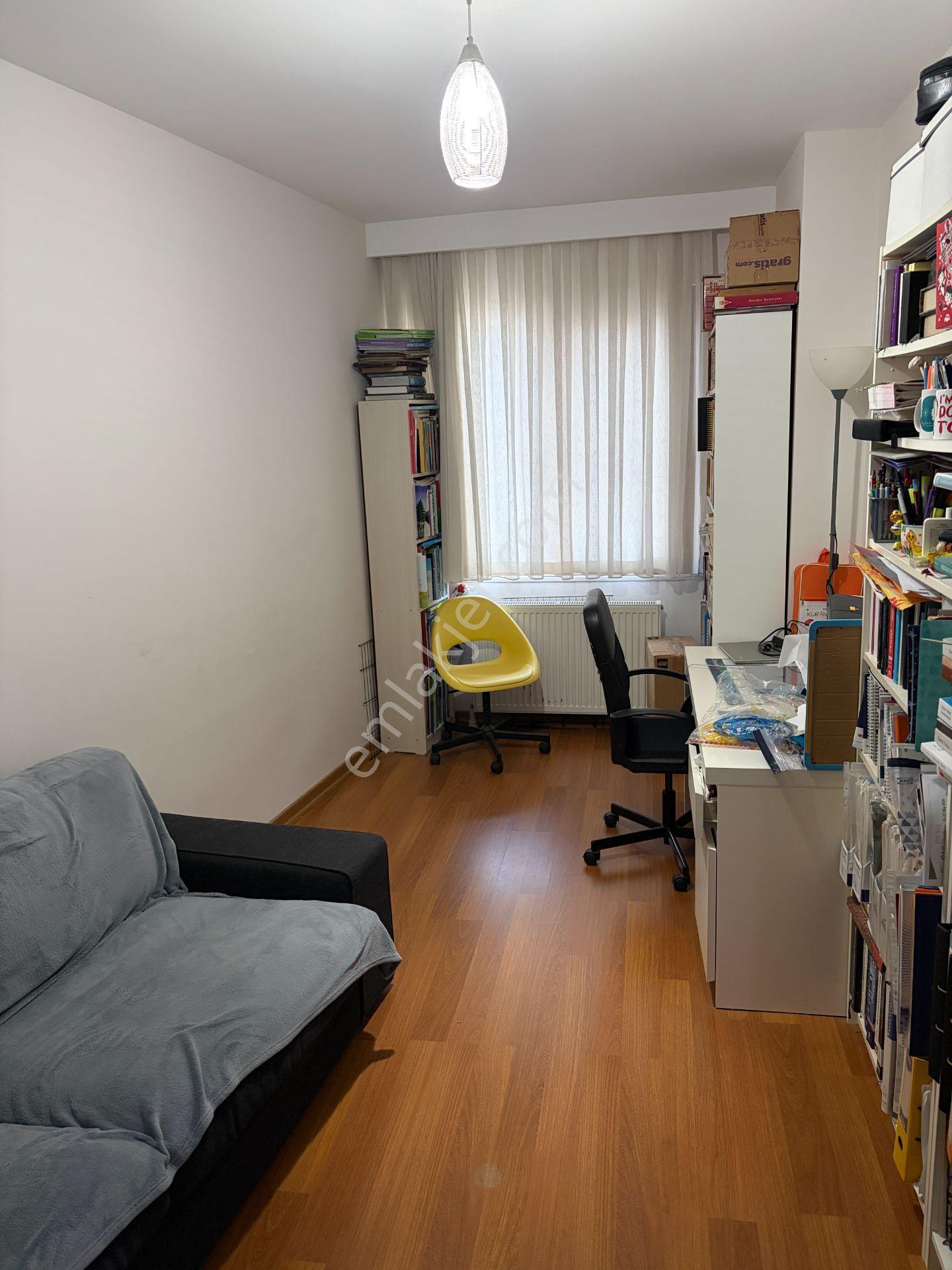 Tuzla Çarşı'da Kiralık 3+1 Ebeveyn Banyolu Daire Net: 120 M² - Görsel 2