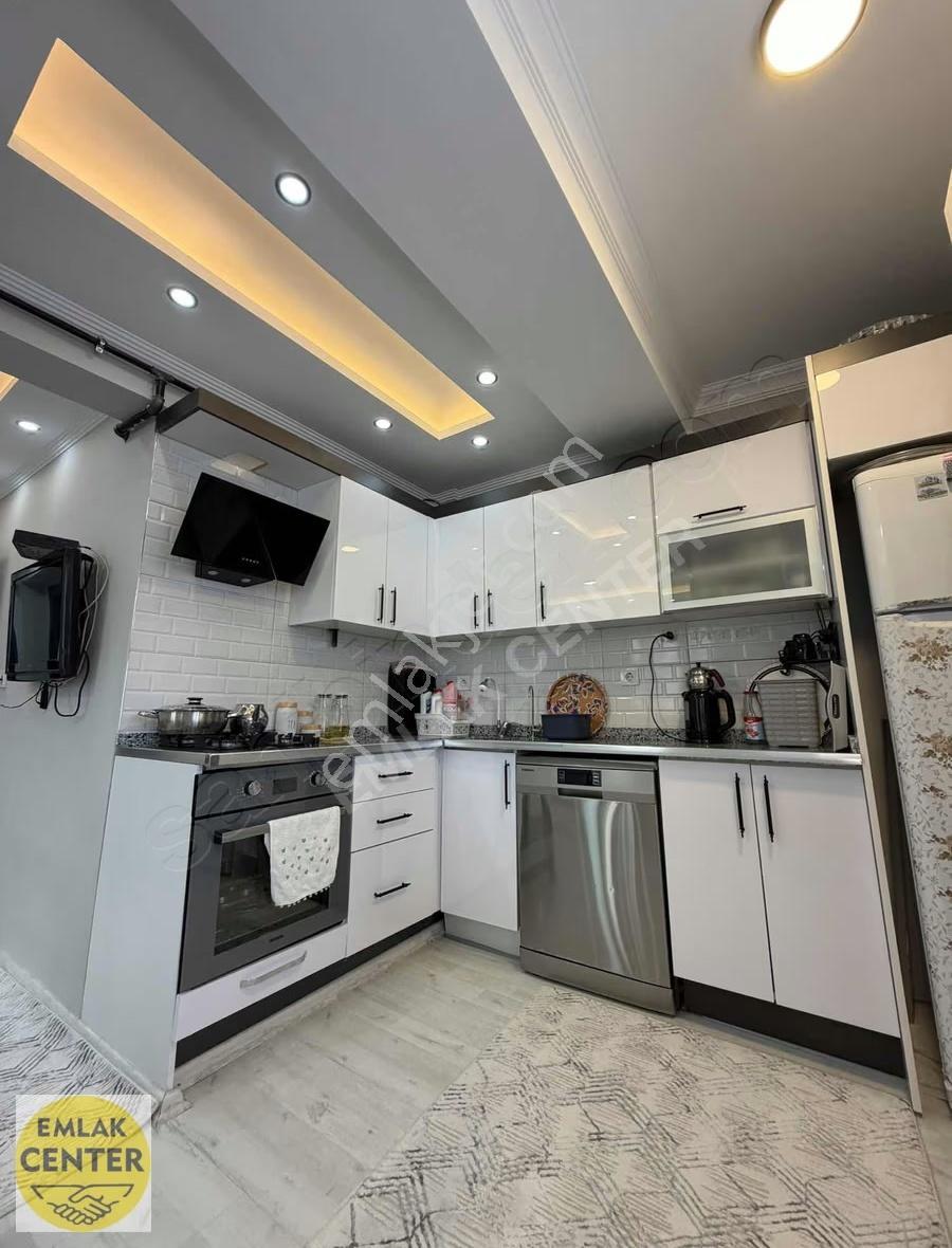 Emlak Center'dan 50.yıl Mah. 3+1 Açık Mutfak Ebeveyn Banyolu