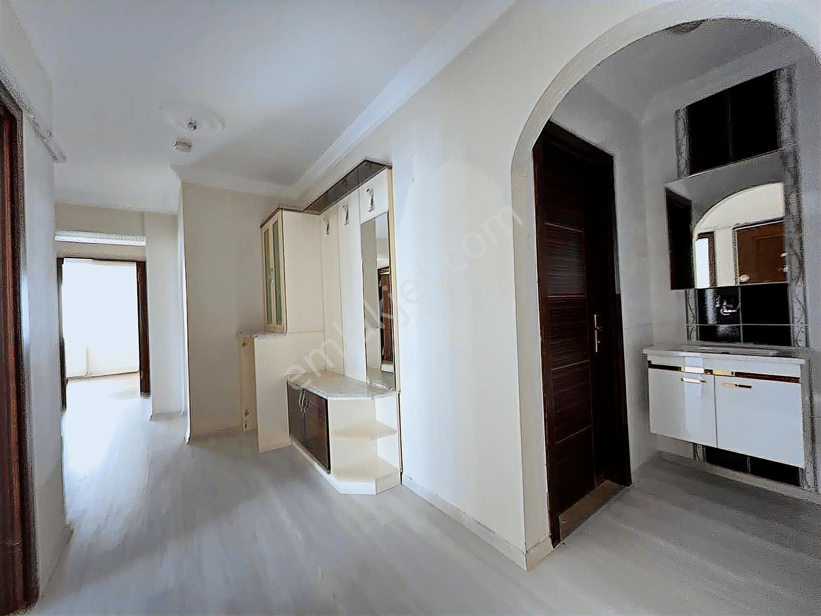 Yüce'den▓cumhuriyet Mah. Merkezin'de 3+1 Orta Kat Güney Cephe - Görsel 21