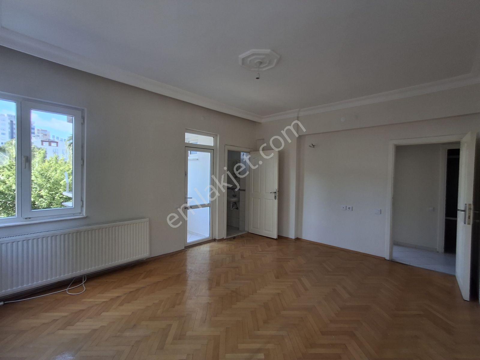 Çağlayan'da Kiralık Geniş 3+1 Ayrı Mutfaklı & Ebeveyn Banyolu - Görsel 8