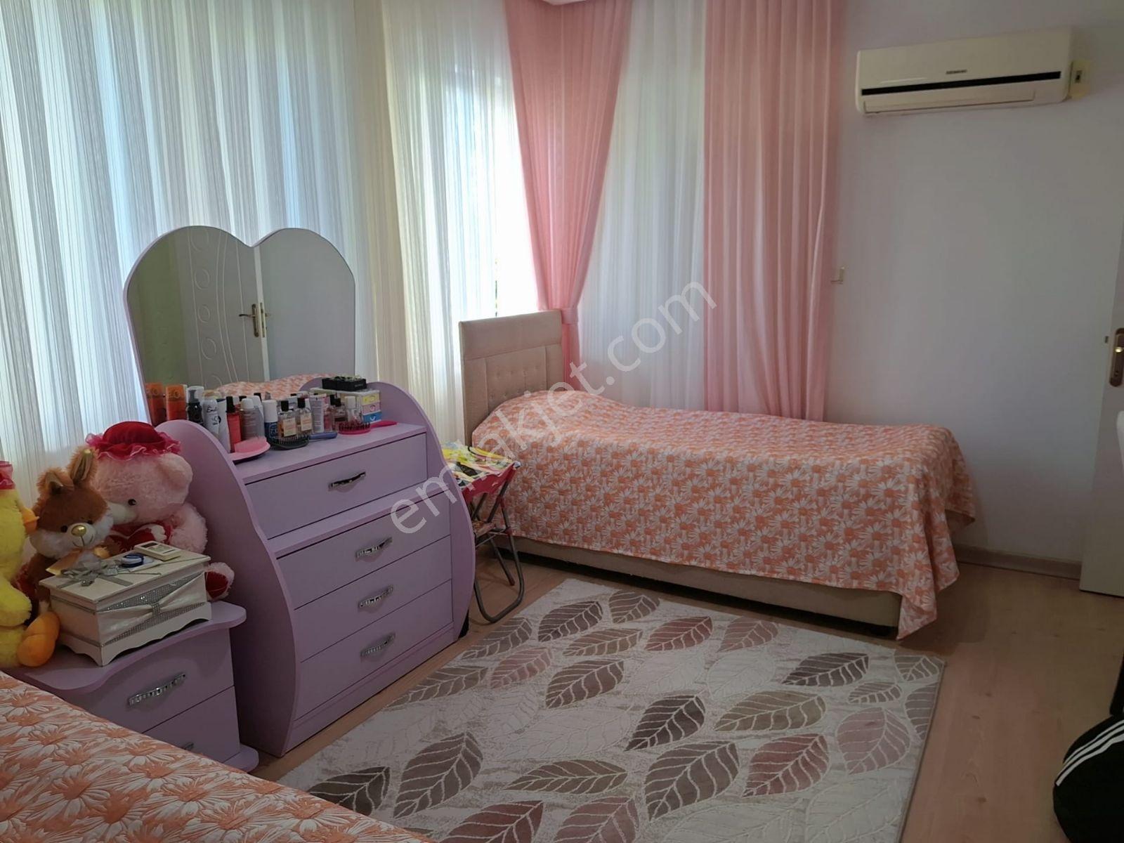 "çağlayan'da 3+1 180 M2 Ayrı Mutfaklı /asansörlü /faleze Yakın - Görsel 19