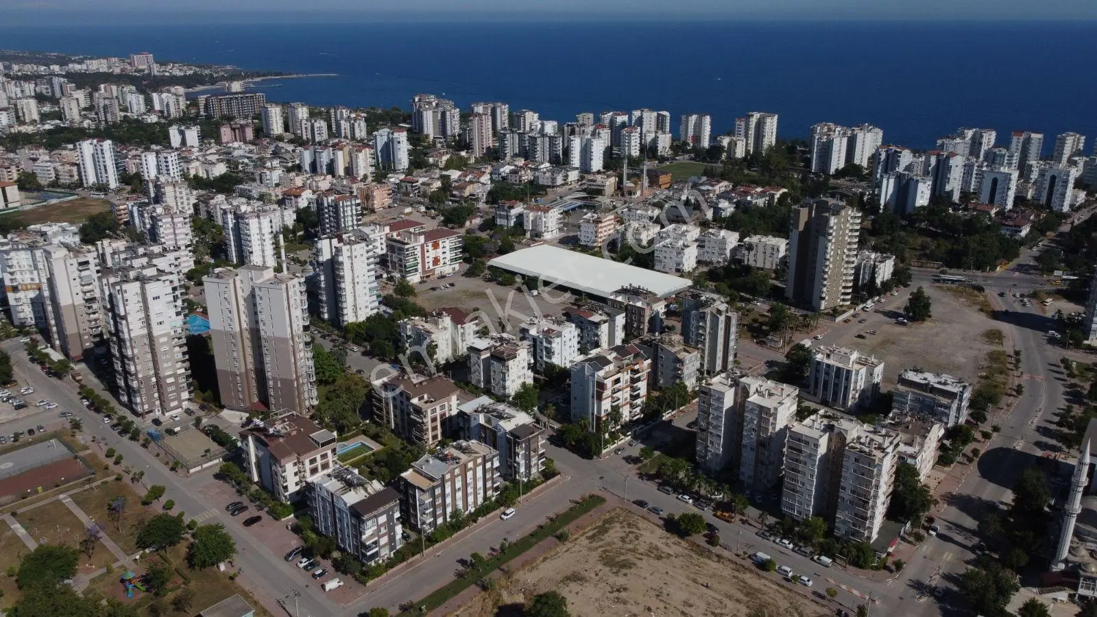 "çağlayan'da 3+1 180 M2 Ayrı Mutfaklı /asansörlü /faleze Yakın - Görsel 28