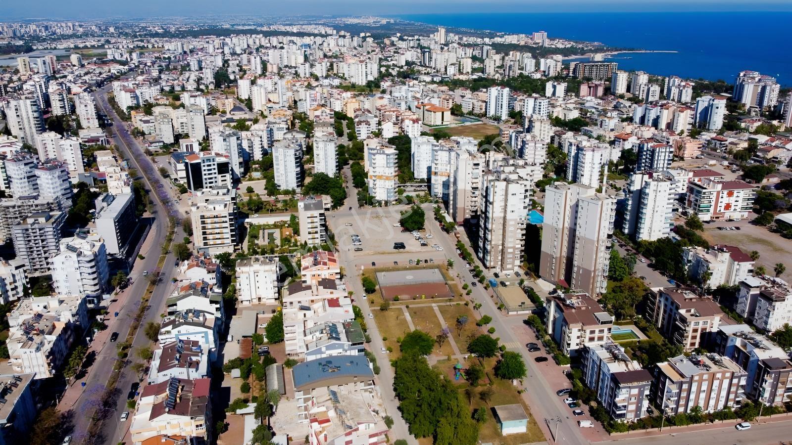 "çağlayan'da 3+1 180 M2 Ayrı Mutfaklı /asansörlü /faleze Yakın - Görsel 31
