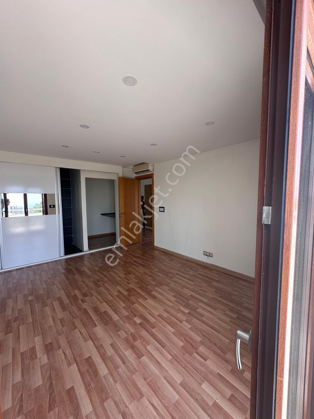 Habitat Park Akıllı Villalarda Deniz Manzaralı Kiralık 6+2 Villa - Görsel 3