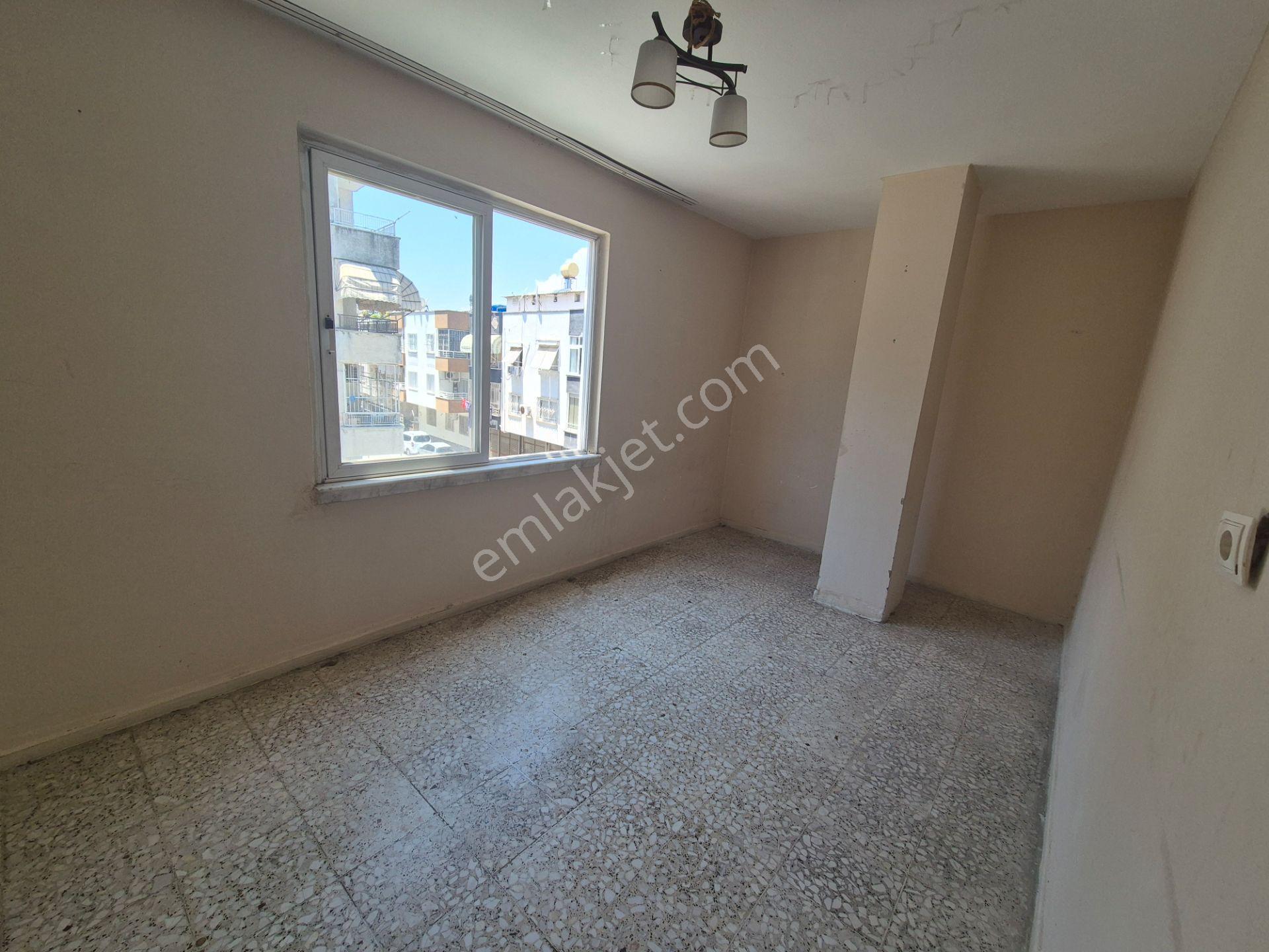 Prestij'den Turgutreis'te Müftü Cami Civarı Tertemiz 3+1 Daire - Görsel 13