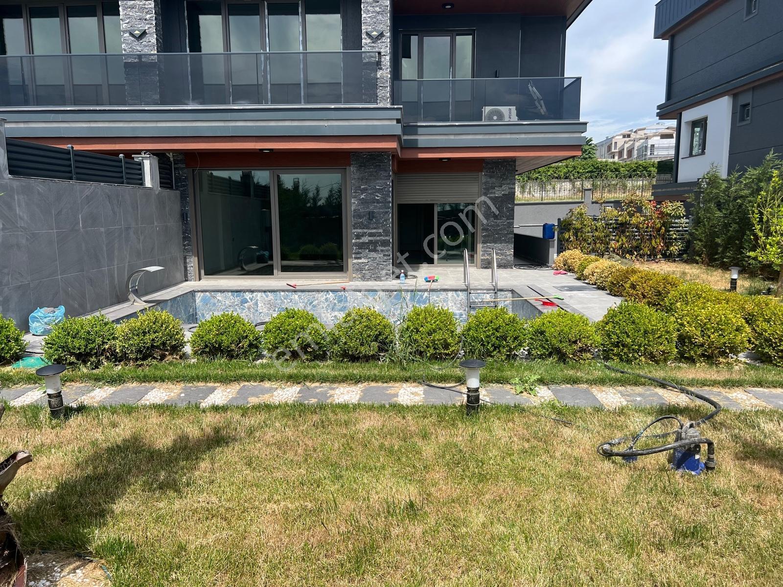 Gürpınarda Önü Kapanmaz Ultra Lüks 6+2 Hamam Saunalı Akıllıvilla - Görsel 25