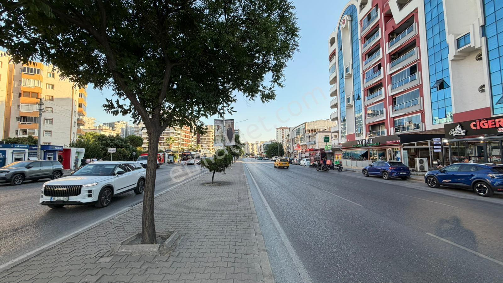 Yeni Girne Caddesi'nde Köşe Konum Devren Kiralık Restoran Cafe - Görsel 2