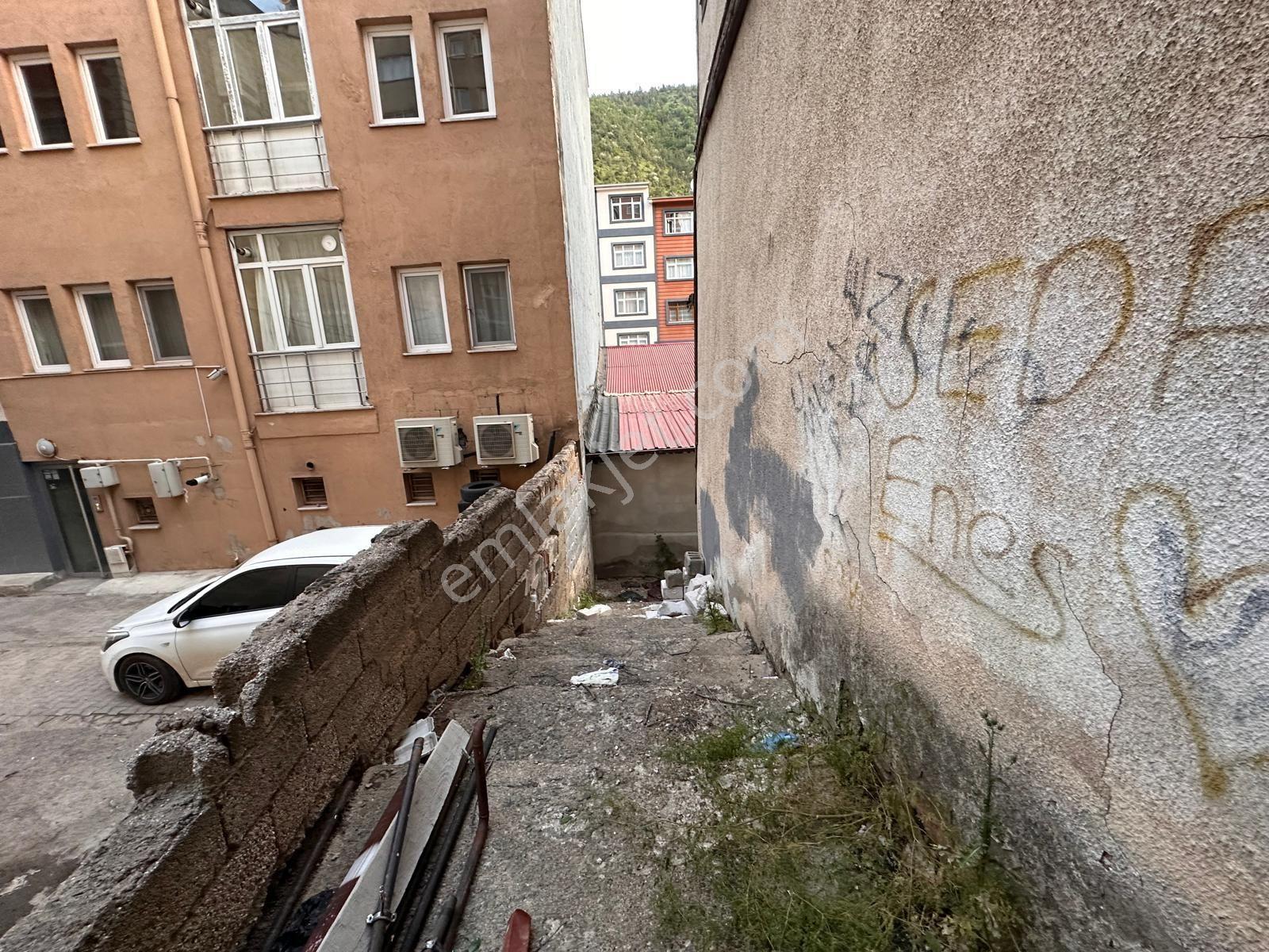 Gümüşhane Merkez'de Satılık Bina - Görsel 25