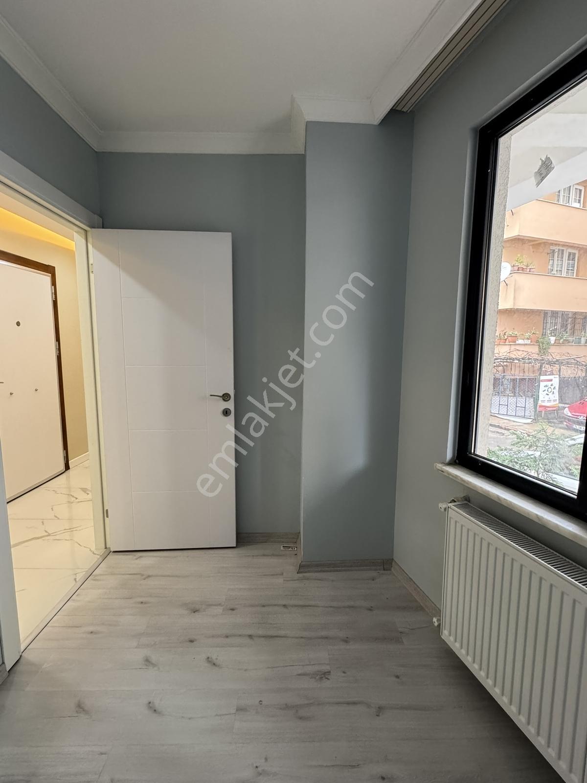Çekmeköy M.akif Mah. Metroya Komşu 2+1 Balkonlu Daire - Görsel 17