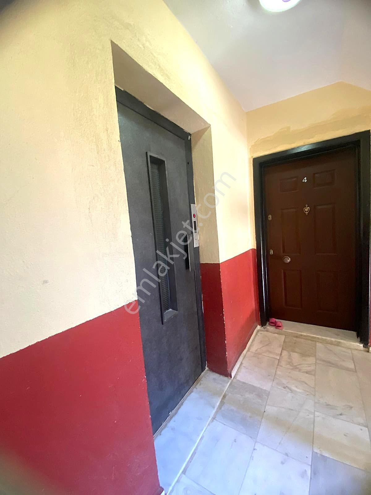 Kuşadası Kadınlar Denizi'nde Deniz Manz 2+1 Eşyalı Satılık Daire - Görsel 15